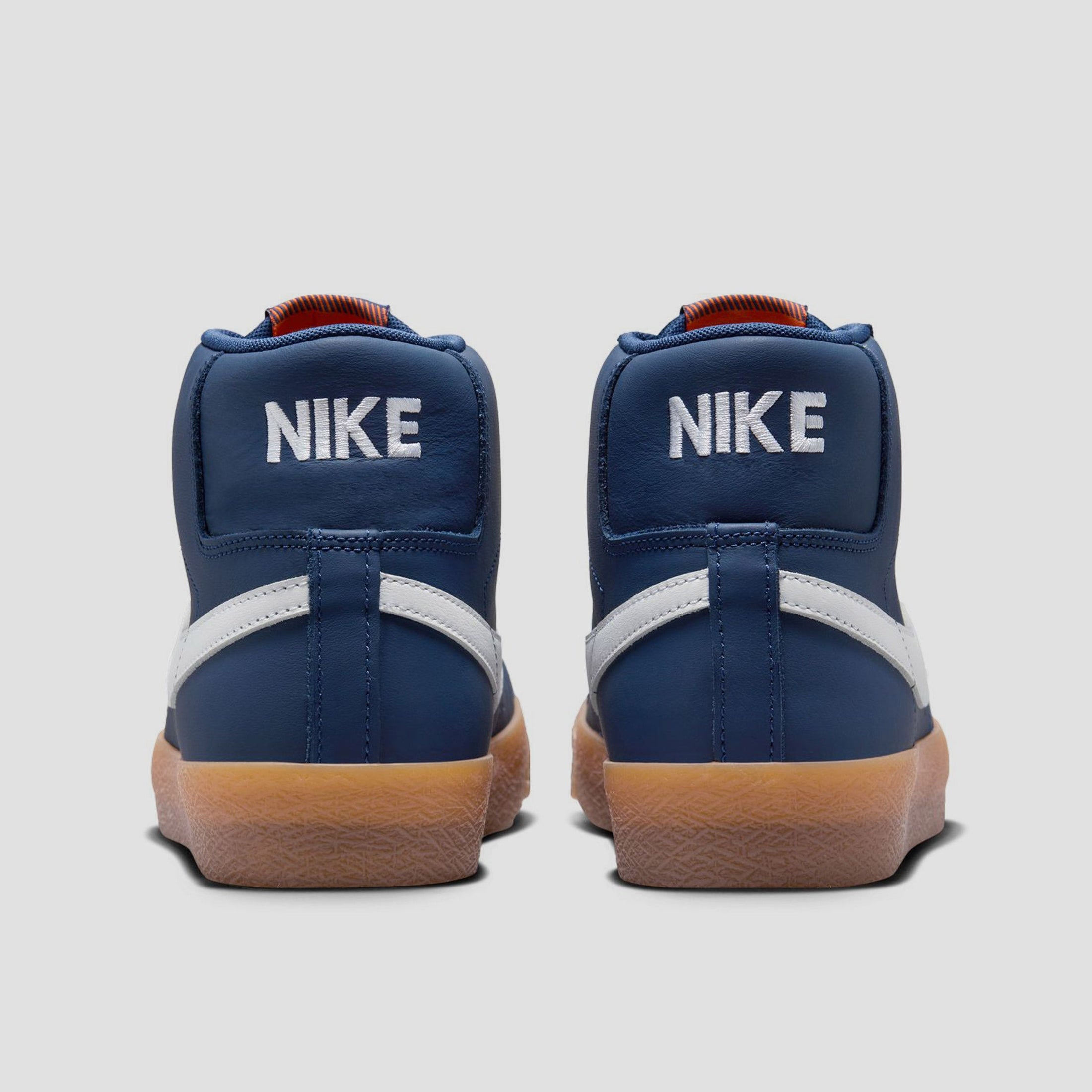 Nike SB Zoom Blazer Mid Skate Shoes Navy / White - Navy - Gum Light Brown