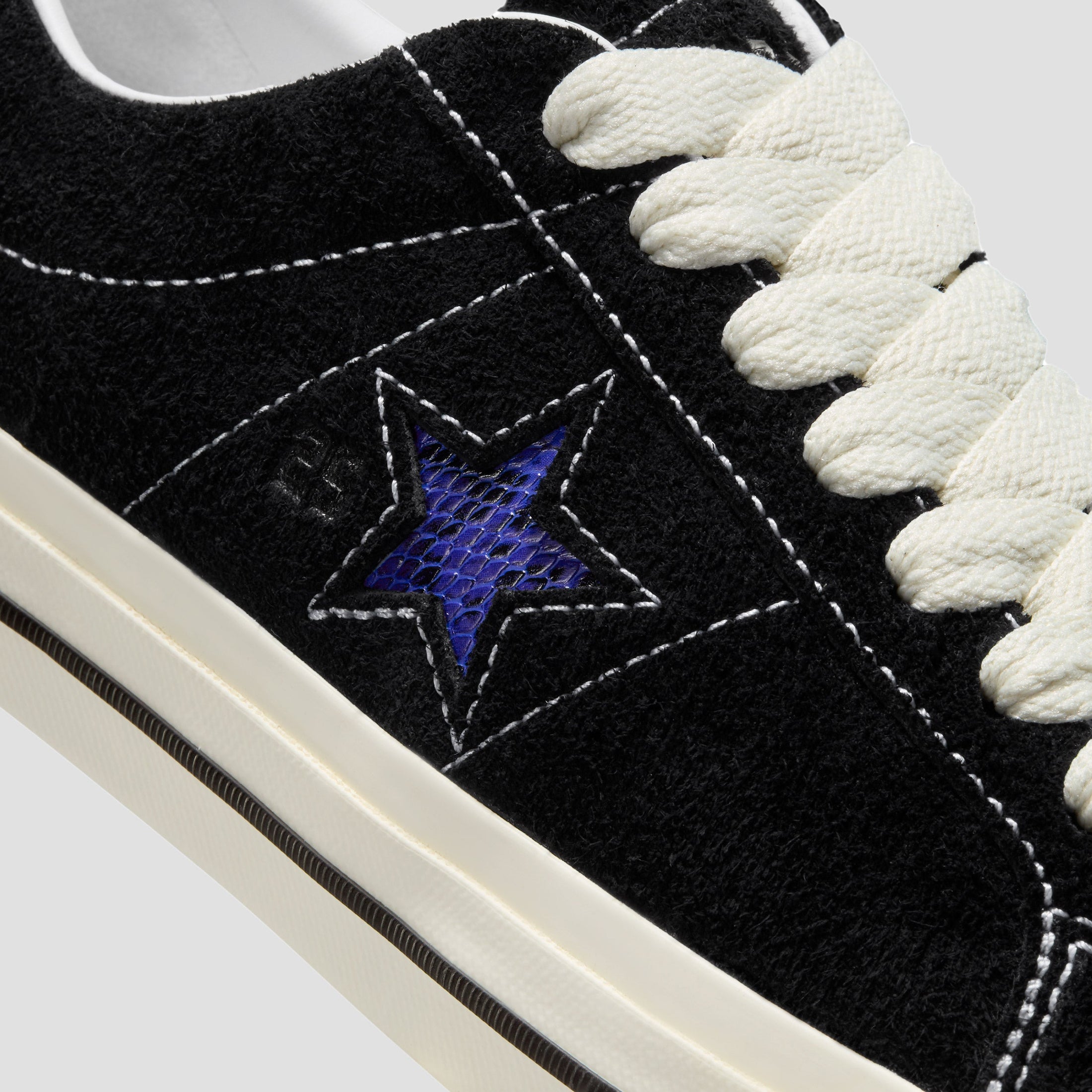Converse Cons x Quartersnacks One Star Pro Ox Skate Shoes Black / Egret / Hyper Blue