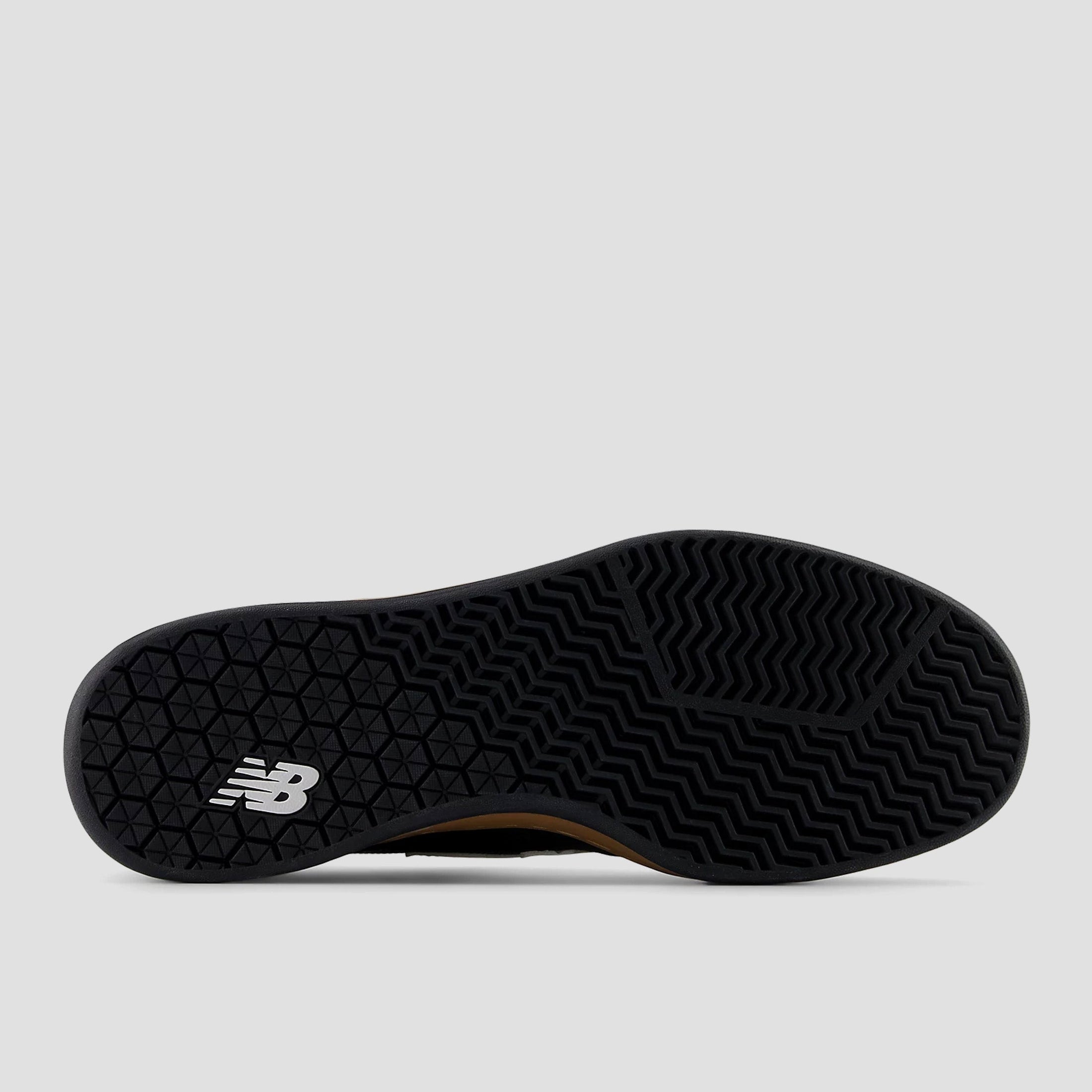 New Balance 440 V2 Skate Shoes Black / White / Gum