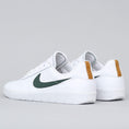 Load image into Gallery viewer, Nike SB Mariano Team Classic Premium Shoes White / Galactic Jade - Desert Ochre - White