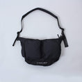 Load image into Gallery viewer, Pop Trading Body Bag Black / White