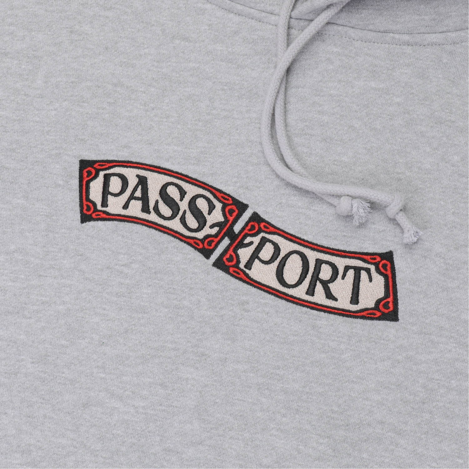 PassPort Red Flag Hood Ash