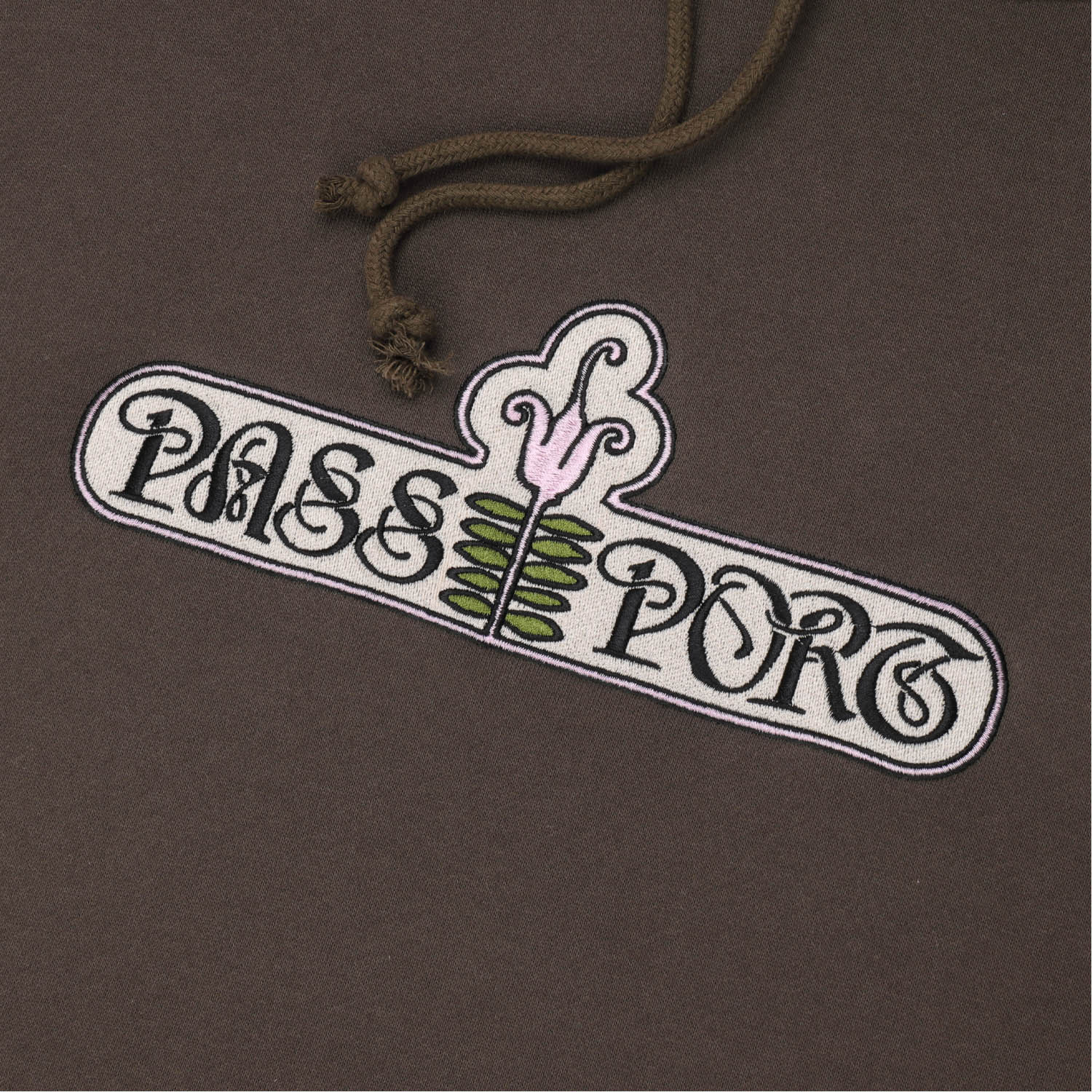 PassPort Gardenia Hood Bark