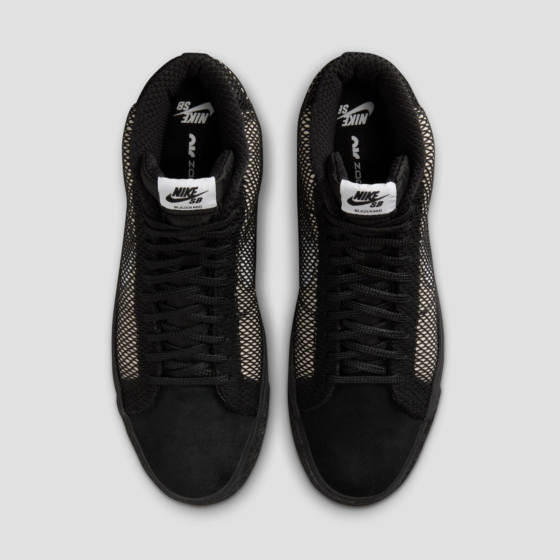 Nike SB Zoom Blazer Mid Premium Skate Shoes White / Black - White - Black