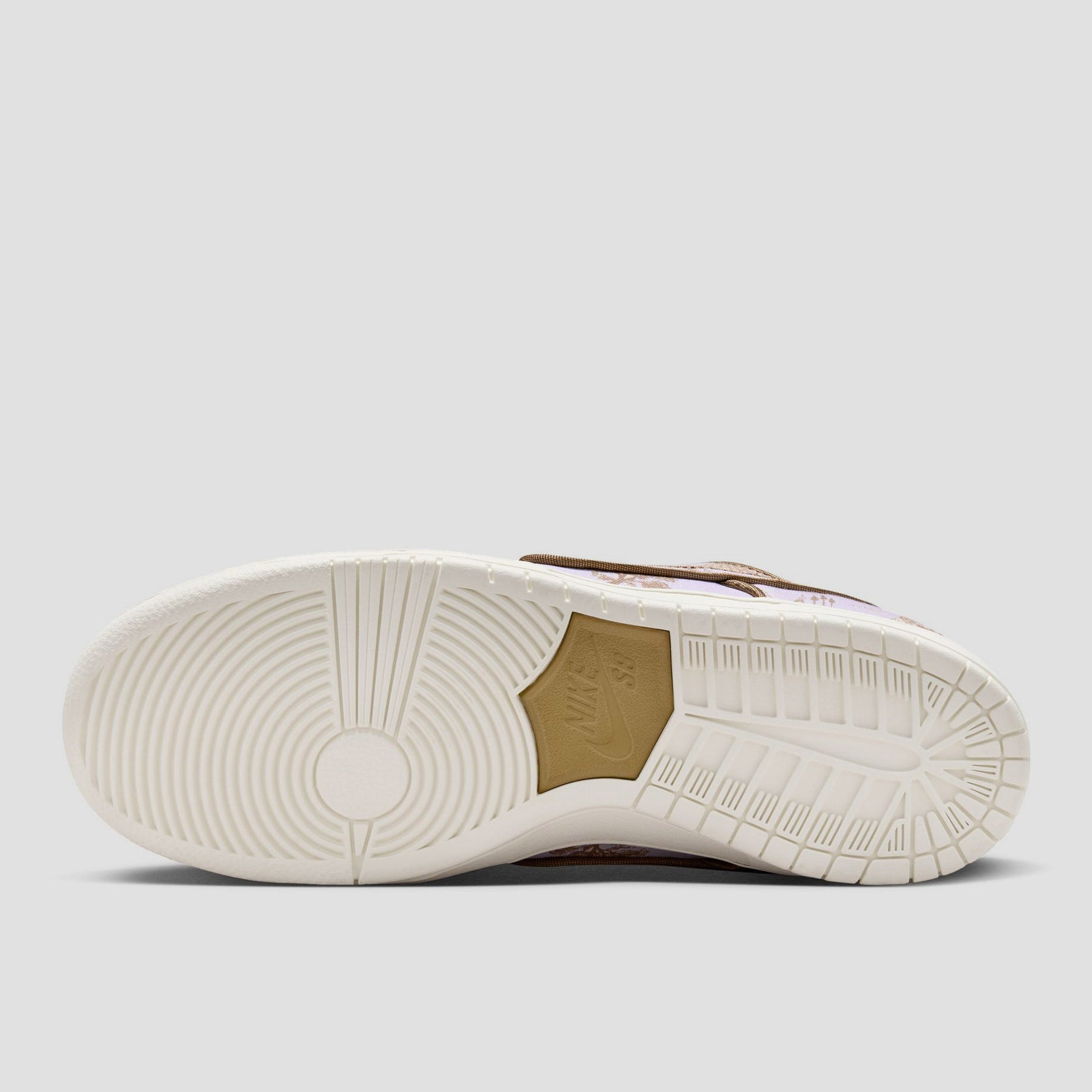 Nike SB Dunk Low Pro Premium Skate Shoes Football Grey / Coconut Milk - Khaki