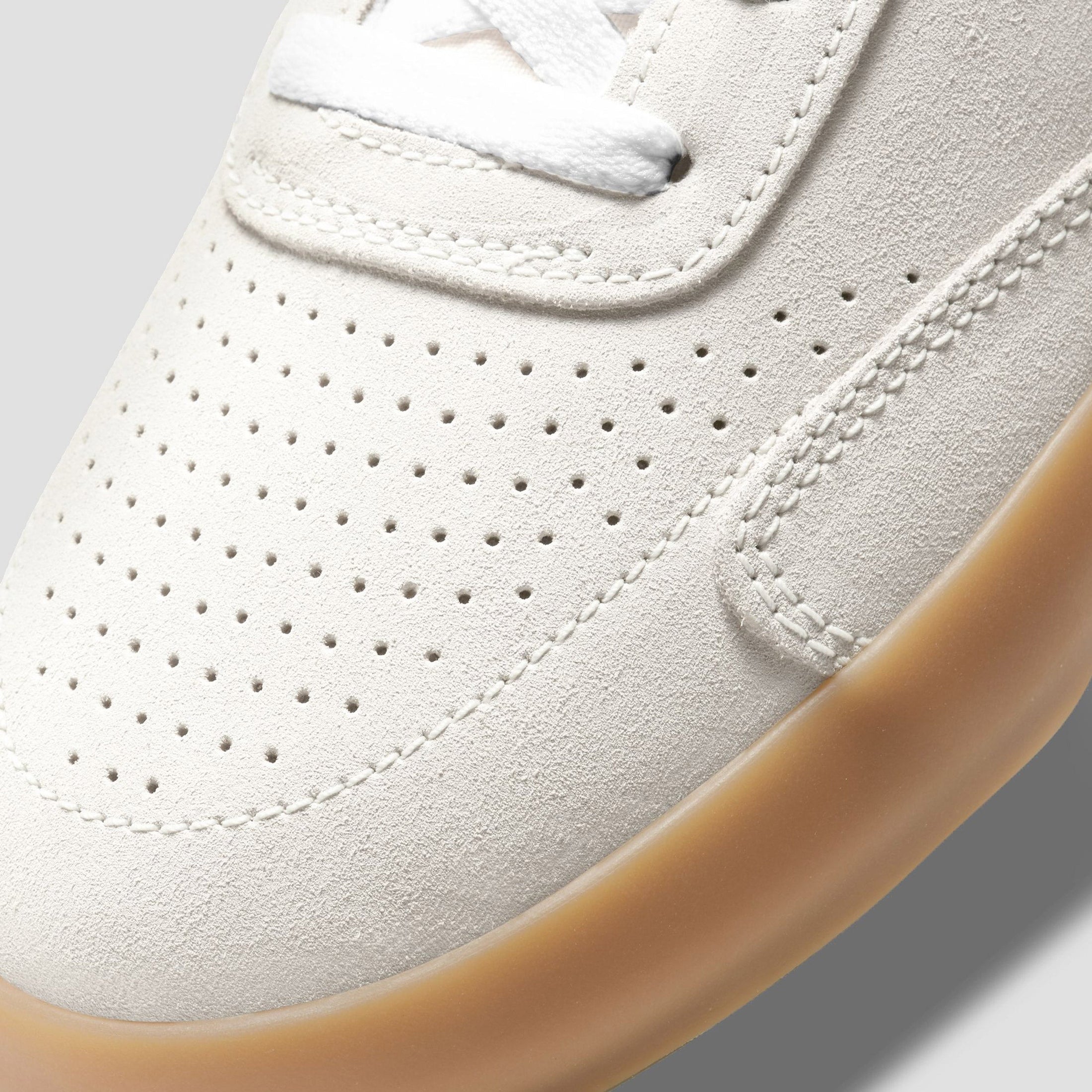 Nike SB Heritage Vulc Shoes Summit White / Navy - White - Gum Light Brown