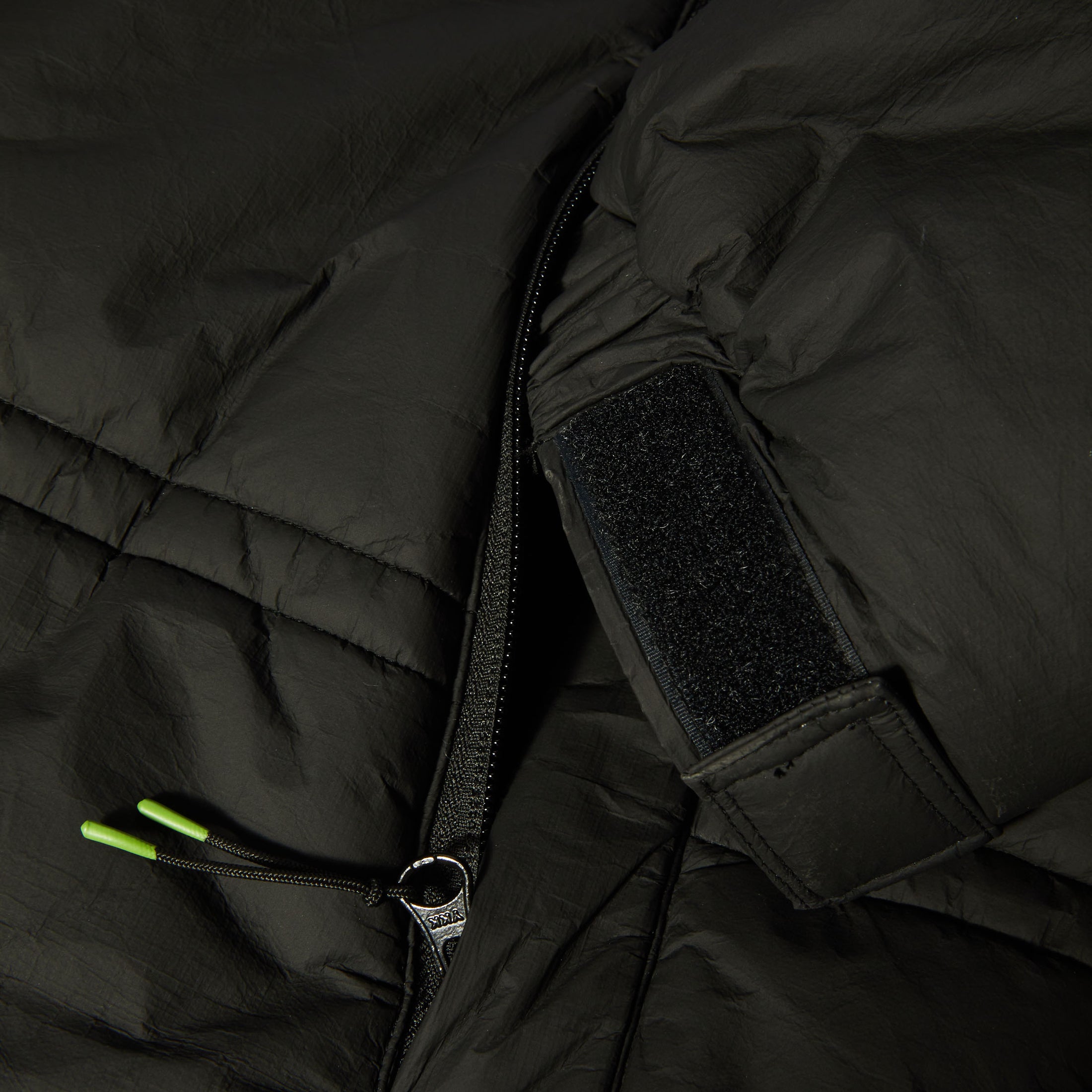 HUF 89 Tyvek Puffer Jacket Black