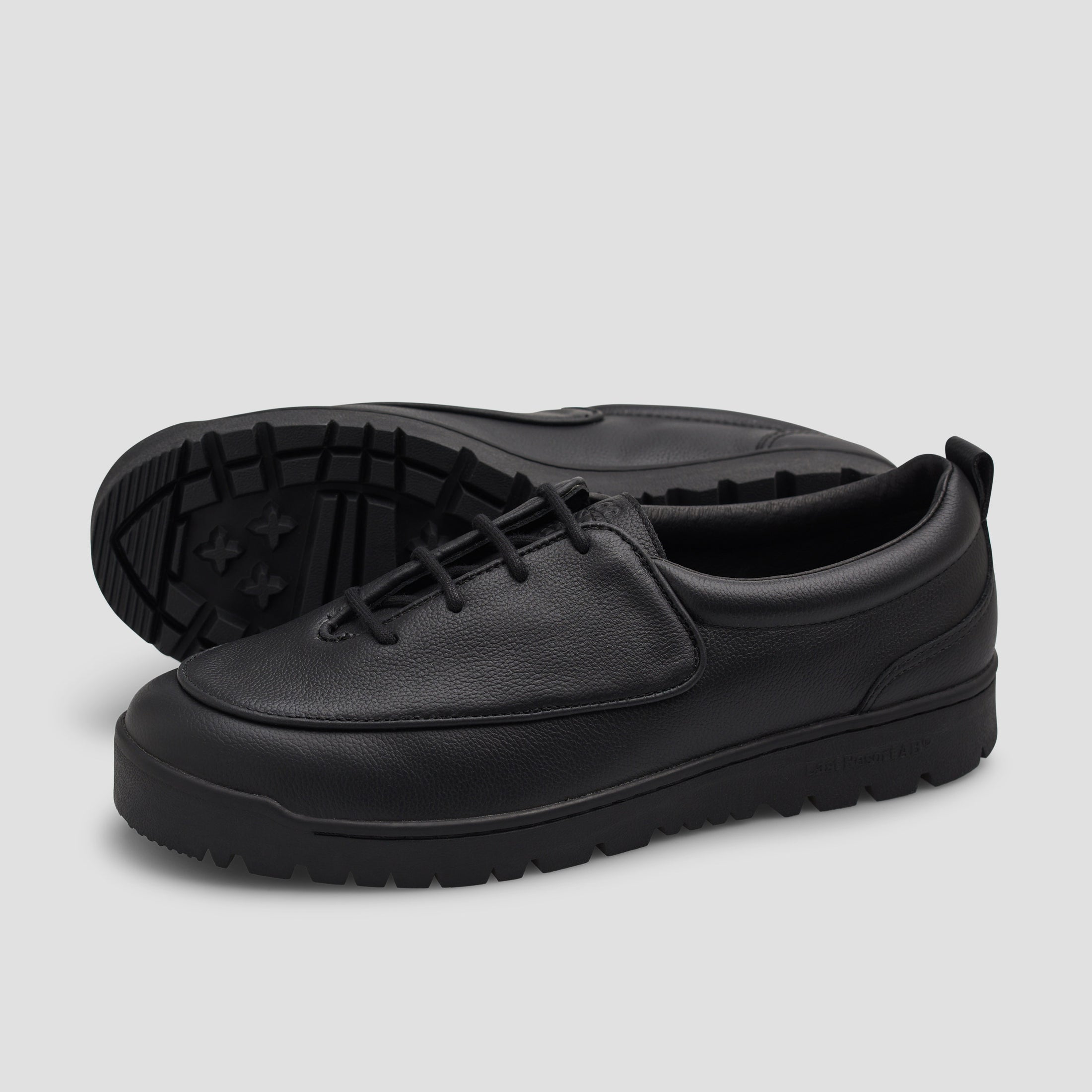 Last Resort AB GM001 Skate Shoes Black / Black