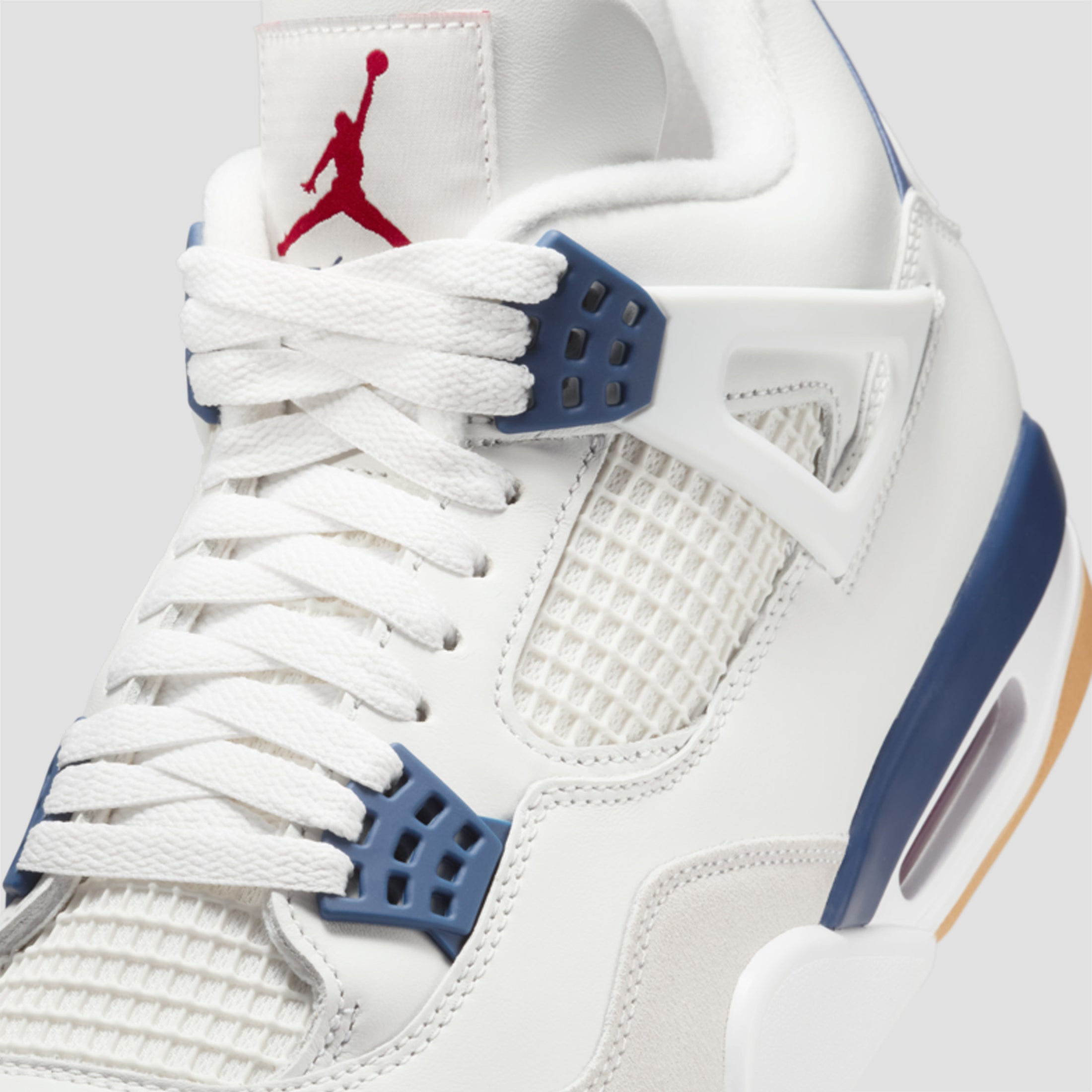 Nike SB Air Jordan Skate Shoes Summit White Navy Neutral