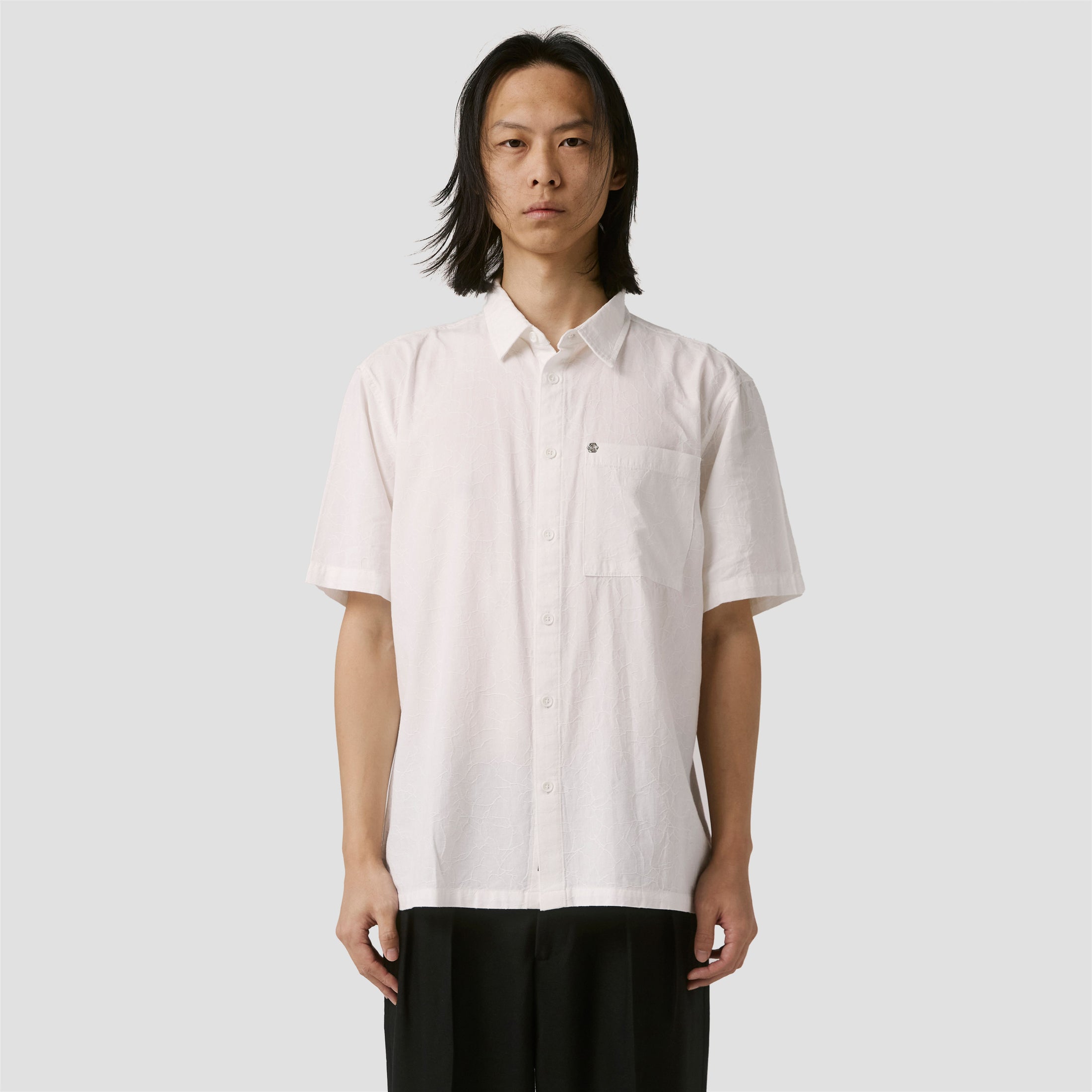 Former Vivian Vine Shortsleeve Shirt White