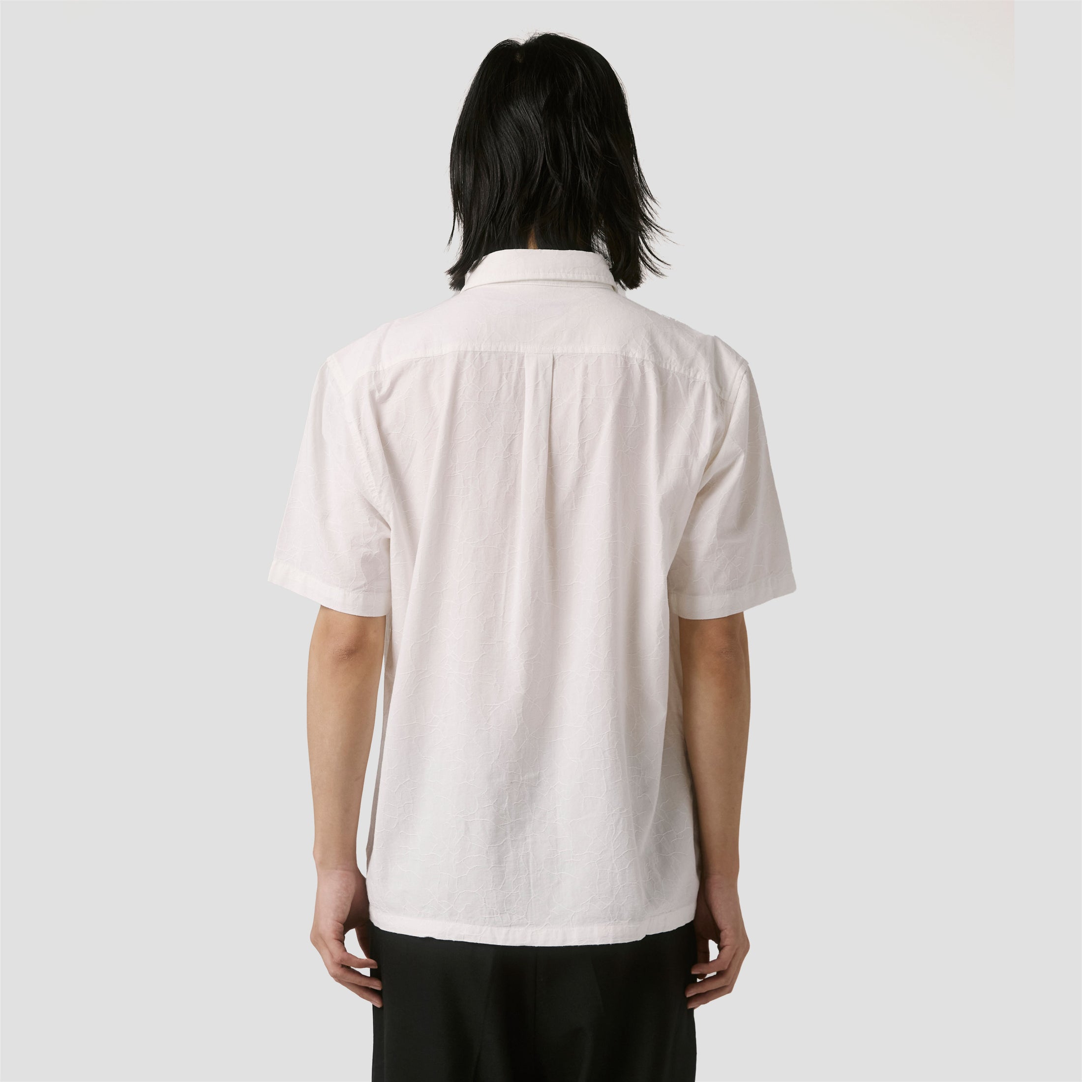 Former Vivian Vine Shortsleeve Shirt White