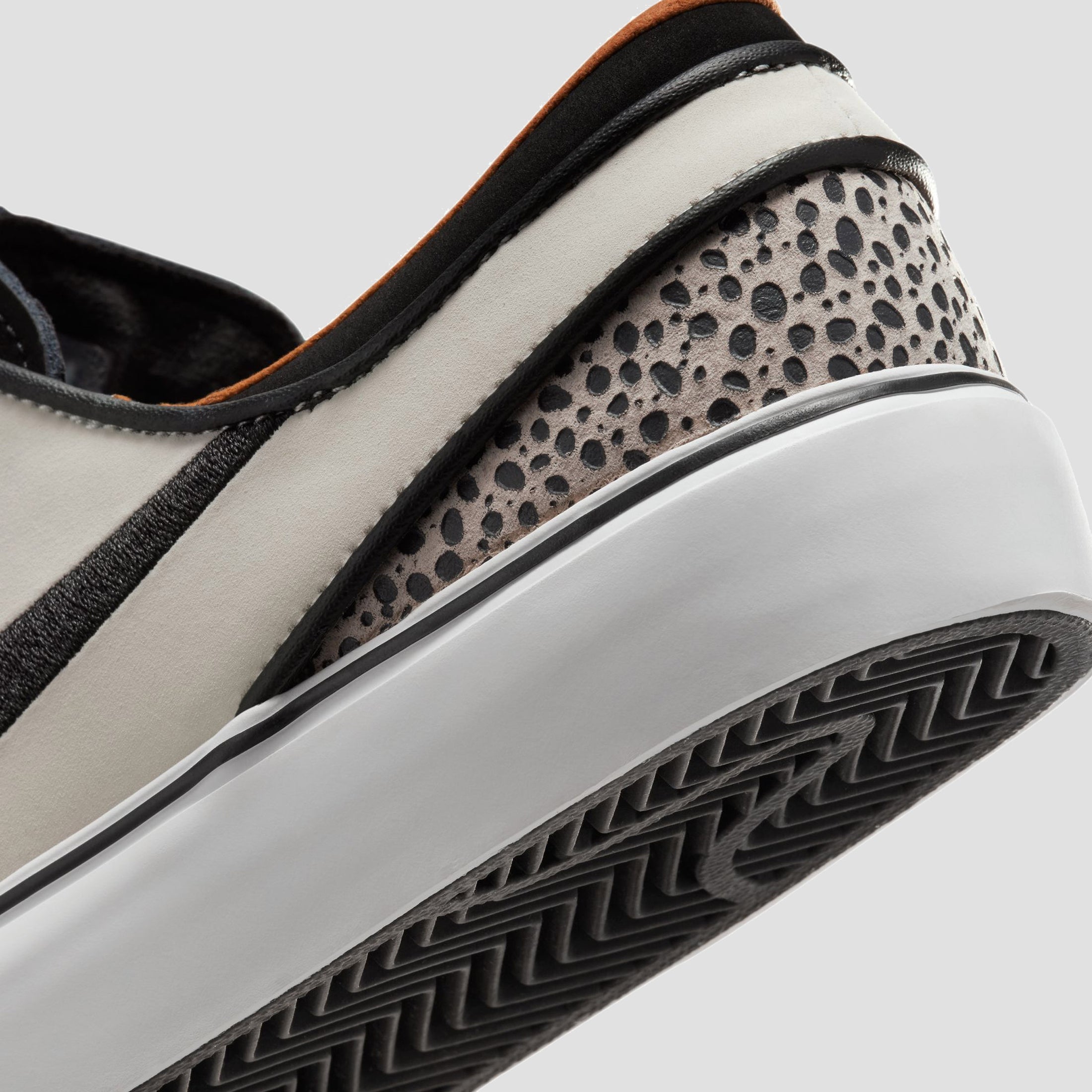 Nike SB Electric Pack Kids Janoski Older Kids Skate Shoes Electric Phantom / Black / Monarch