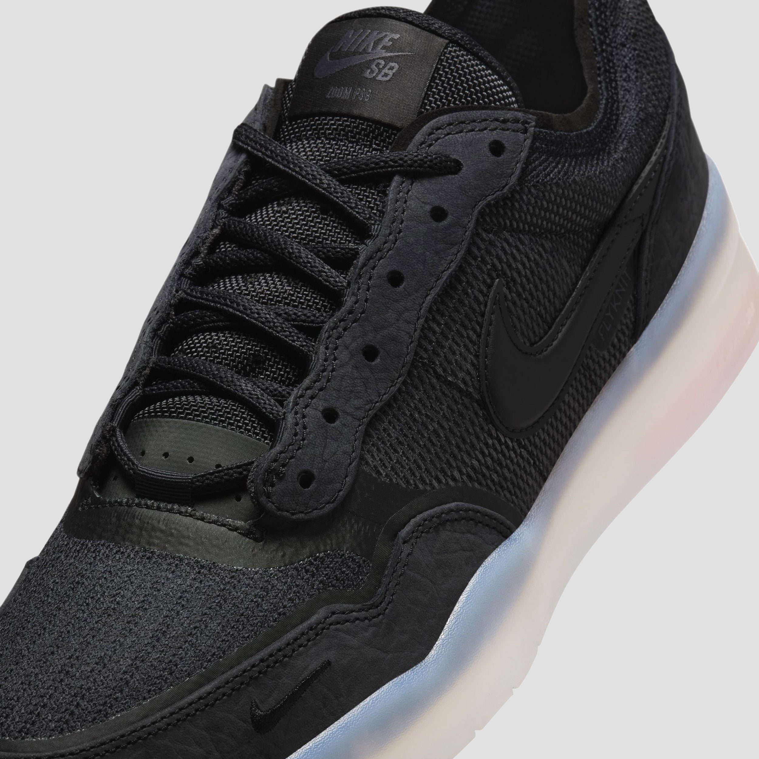 nike skate shoes black