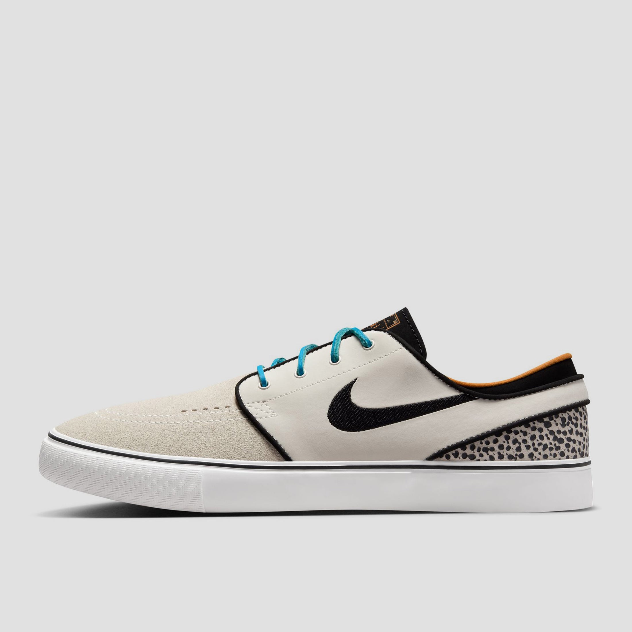 Nike SB Electric Pack Zoom Janoski OG+ Electric Skate Shoes Phantom / Chlorine Blue / Black