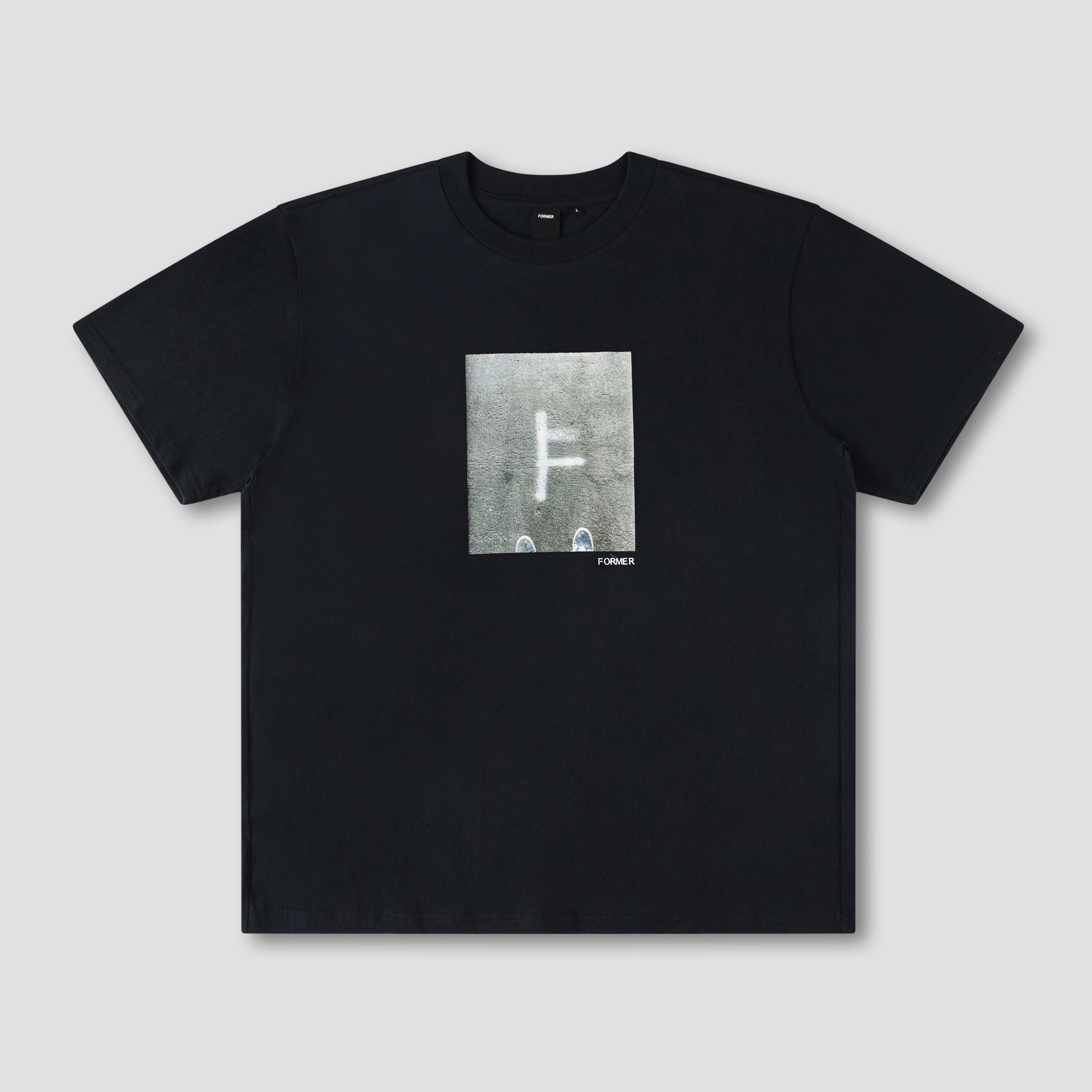 Former Grounded T-Shirt Black