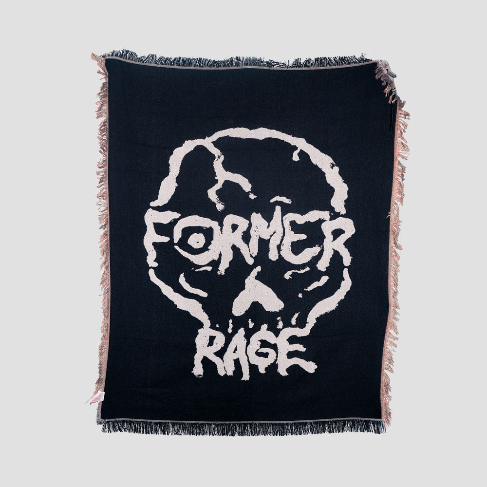 Former Skullz Throw Blanket Black