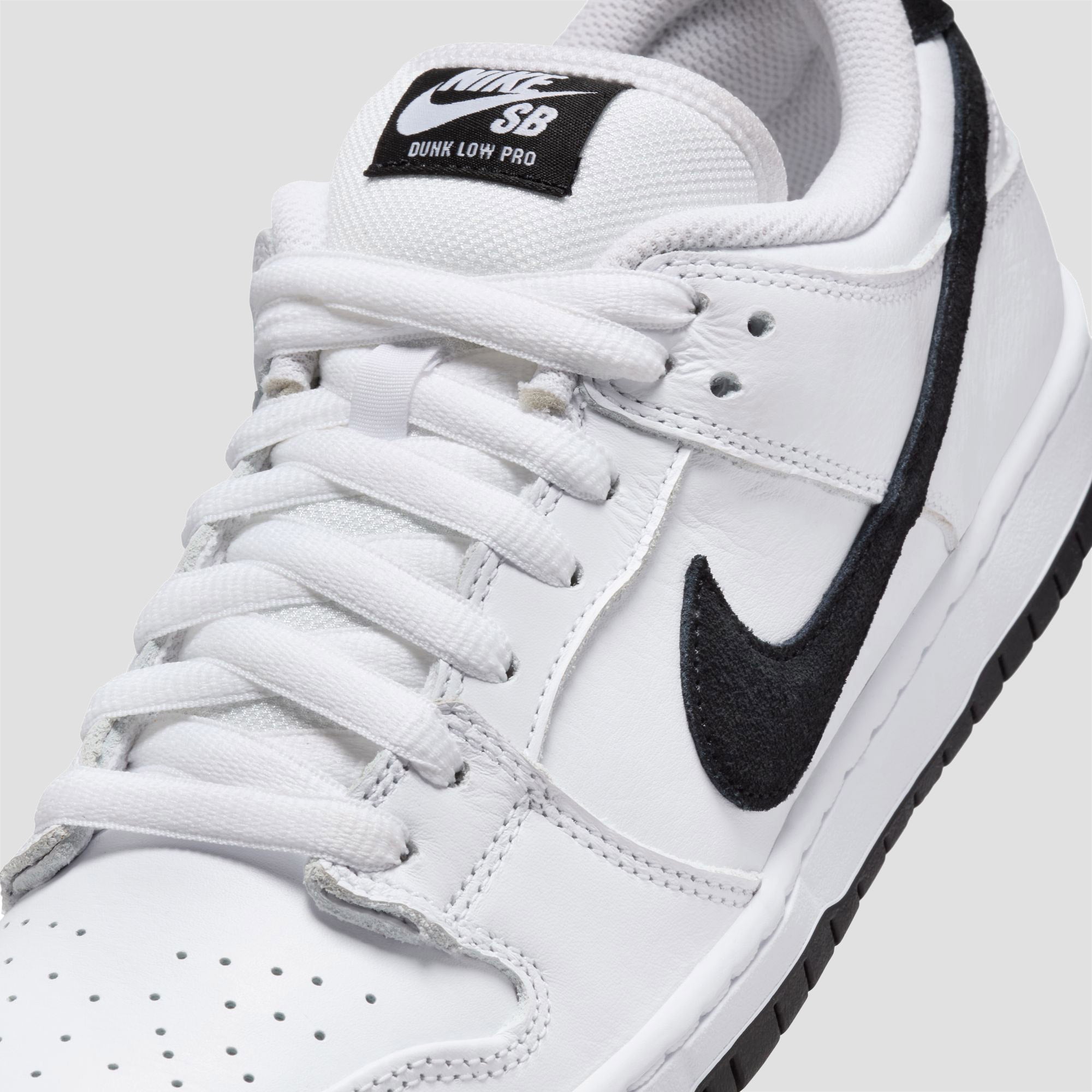 Nike SB Dunk Low Pro White/Black-White-Gum Light Brown | WWW1.SP