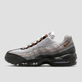Load image into Gallery viewer, Nike SB Air Max 95 Skate Shoes Black / Cacao WOW / Anthracite / Light Graphite
