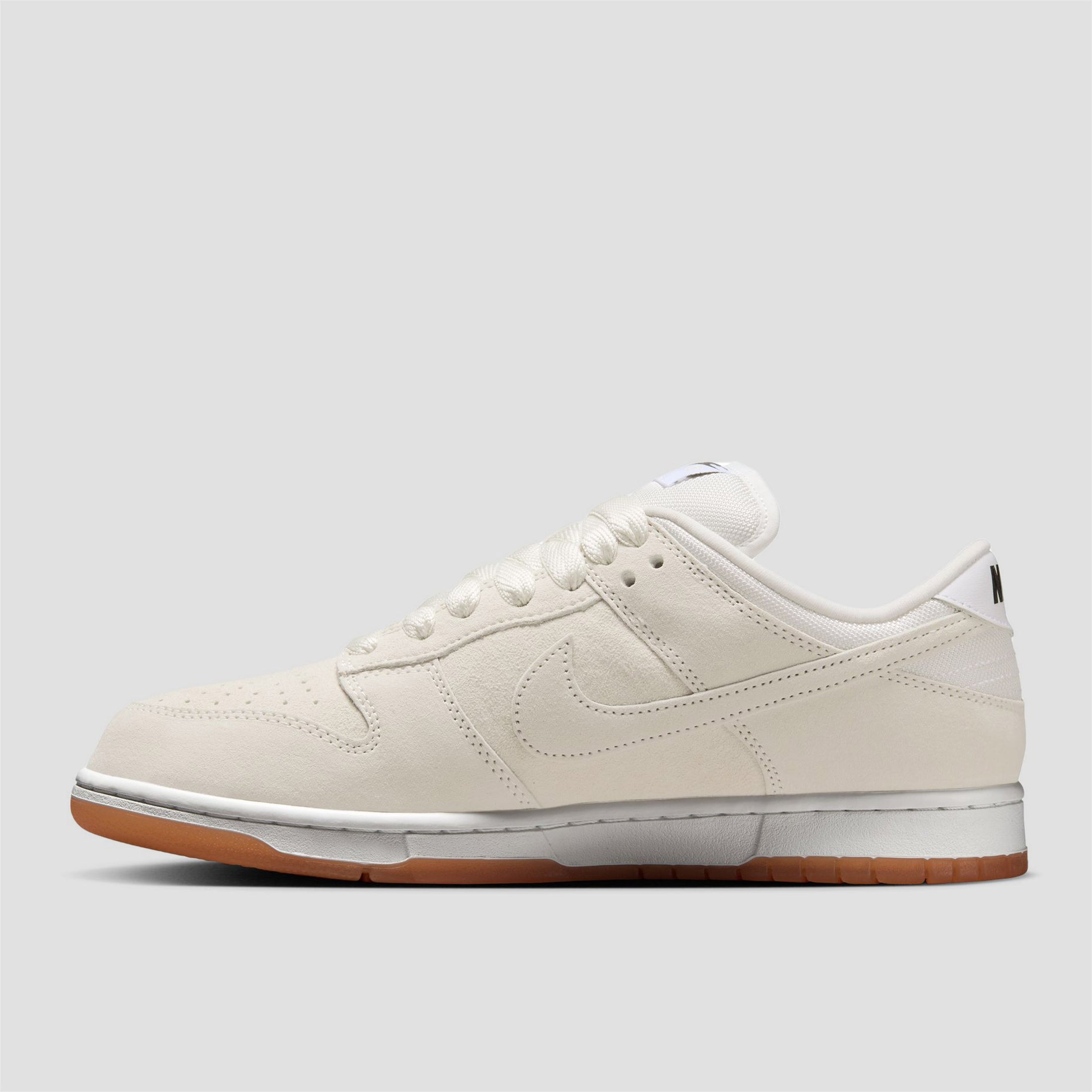 Nike SB Dunk Low Pro B Skate Shoes Pale Ivory / Pale Ivory / Summit White / White