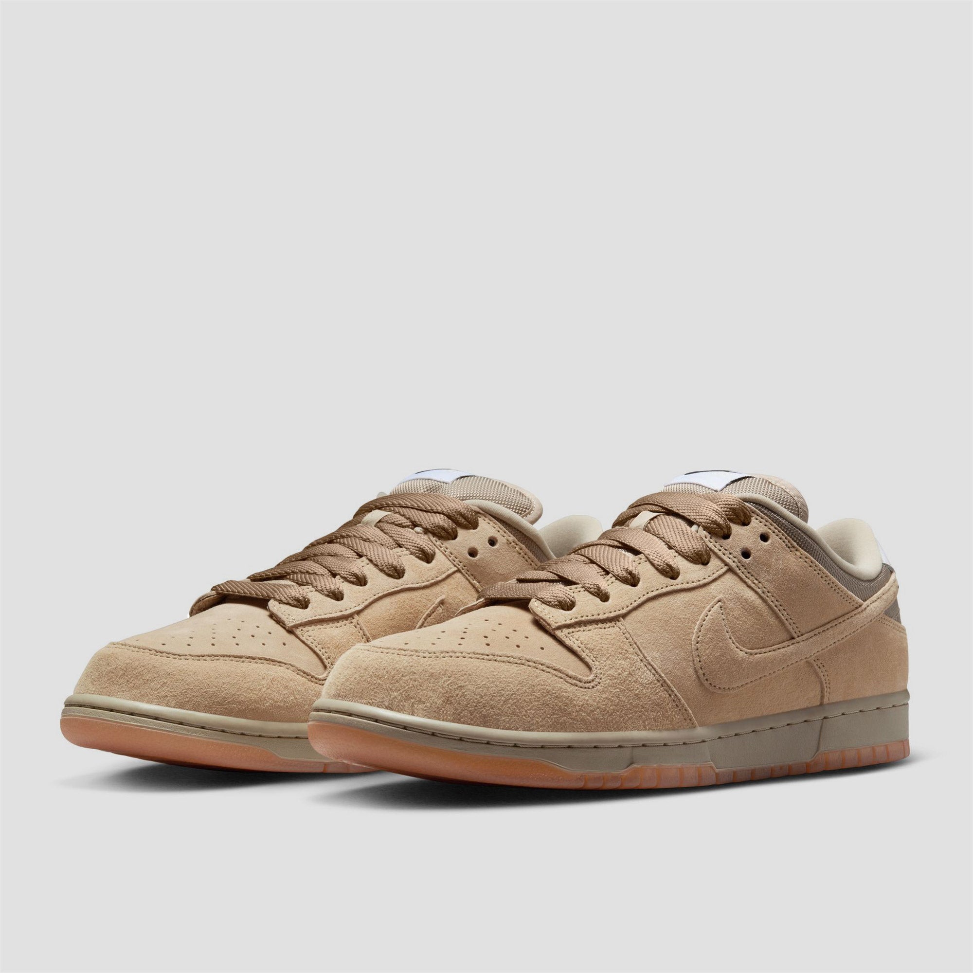 nike dunk beige