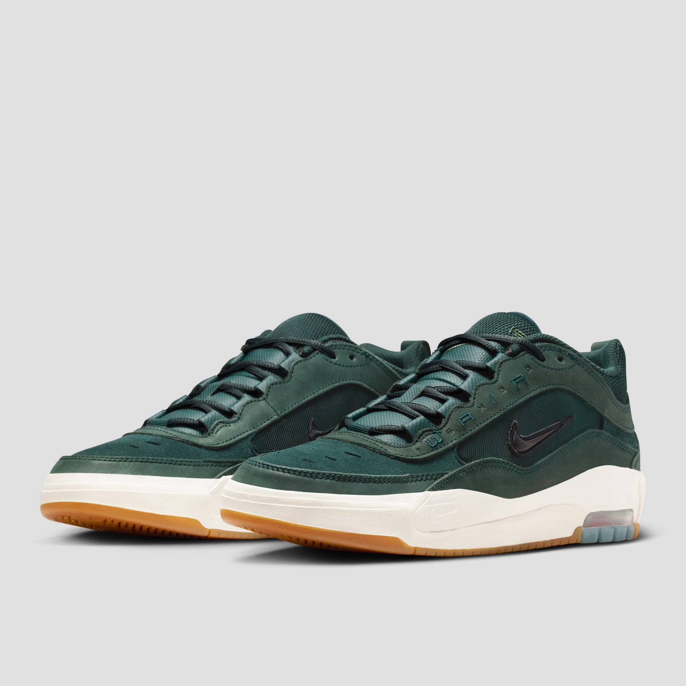 Nike Air Max Ishod ISO Skate Shoes Deep Fir / Black Fir Sail