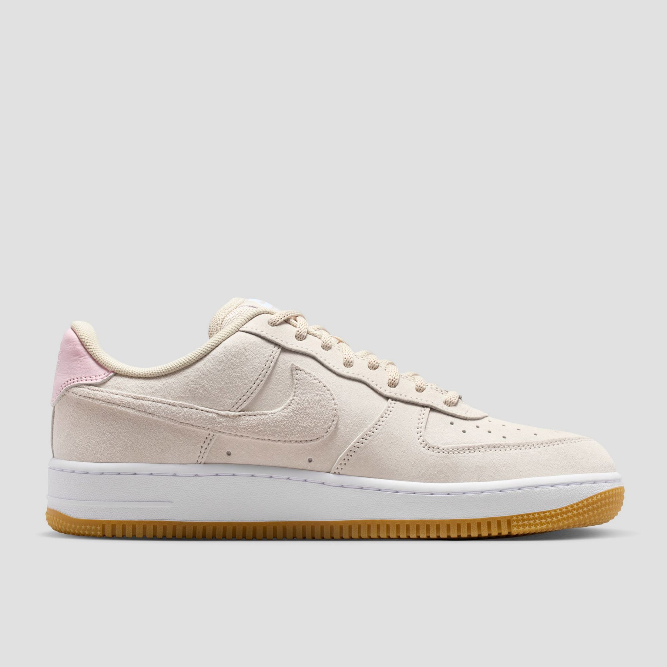Nike SB Air Force 1 Skate Shoes Light Orewood Brown / White