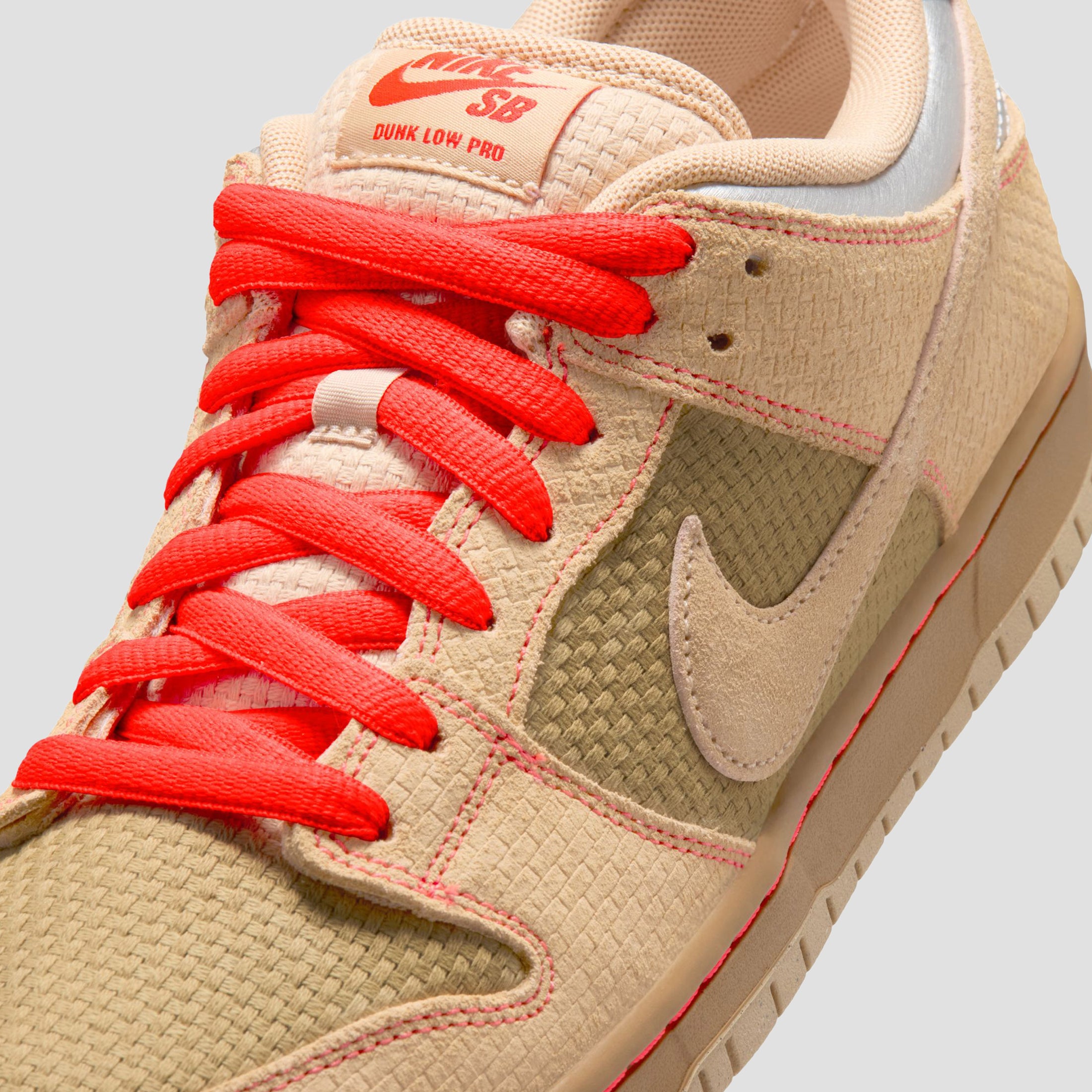 Nike SB Dunk Low Pro Skate Shoes Canvas / Vachetta / Tan / Parachute Beige