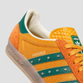 Load image into Gallery viewer, Adidas X Hardies Gazelle Skate Shoes Rustic Orange / Collegiate Green / Gum 5
