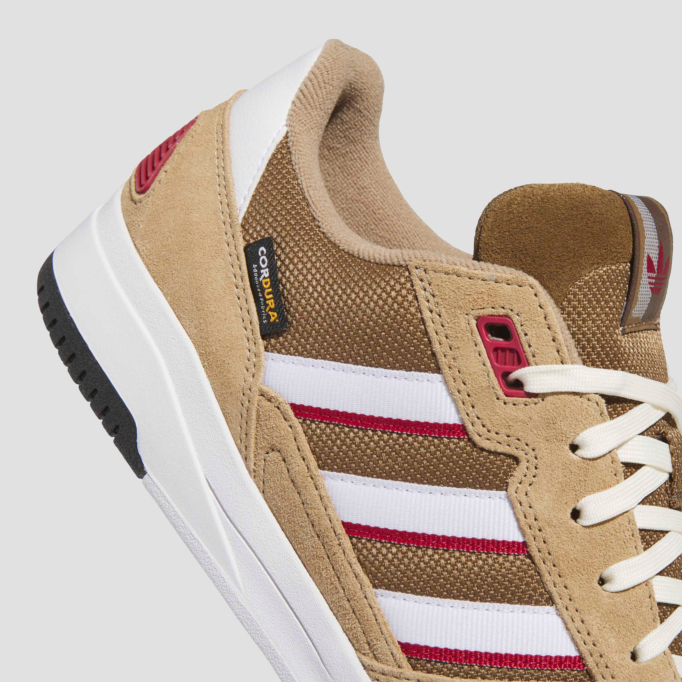 Adidas Tekkira Cup Skate Shoes Cardboard / Footwear White / Team Victory Red