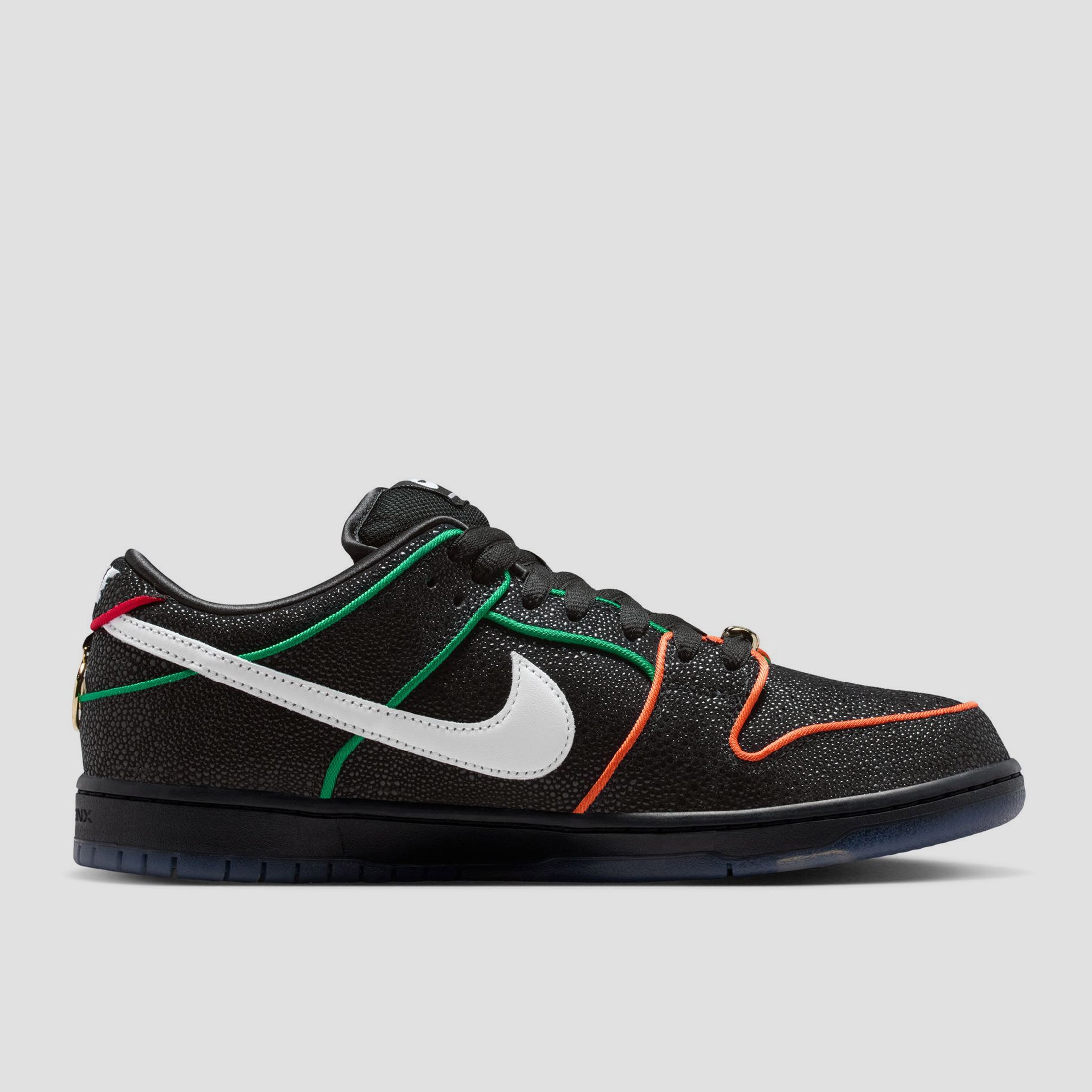 Nike SB Bronx Girls Dunk Low Pro Skate Shoes Black / White / Challenge Red / Total Orange