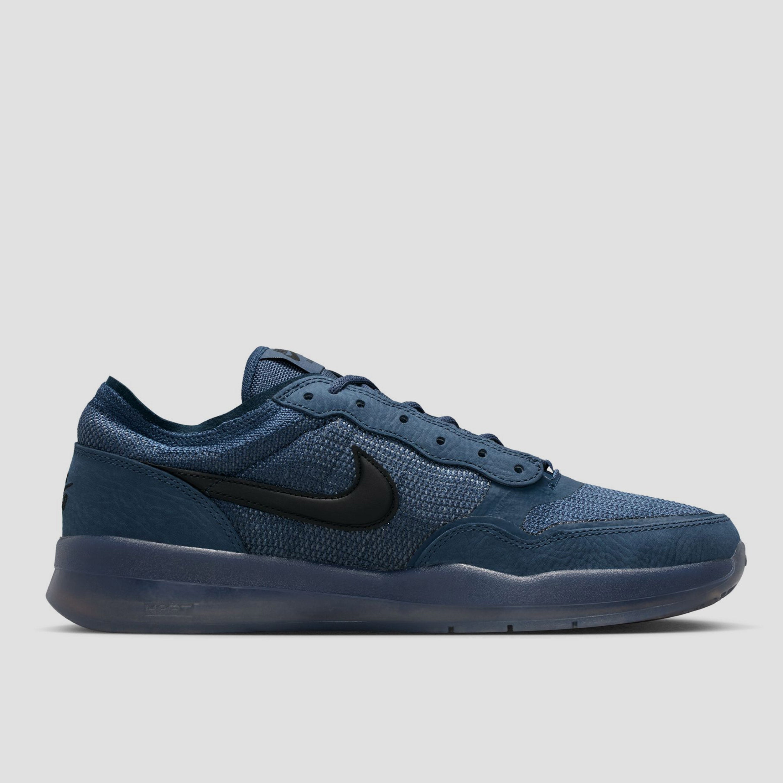 nike blue skate shoes