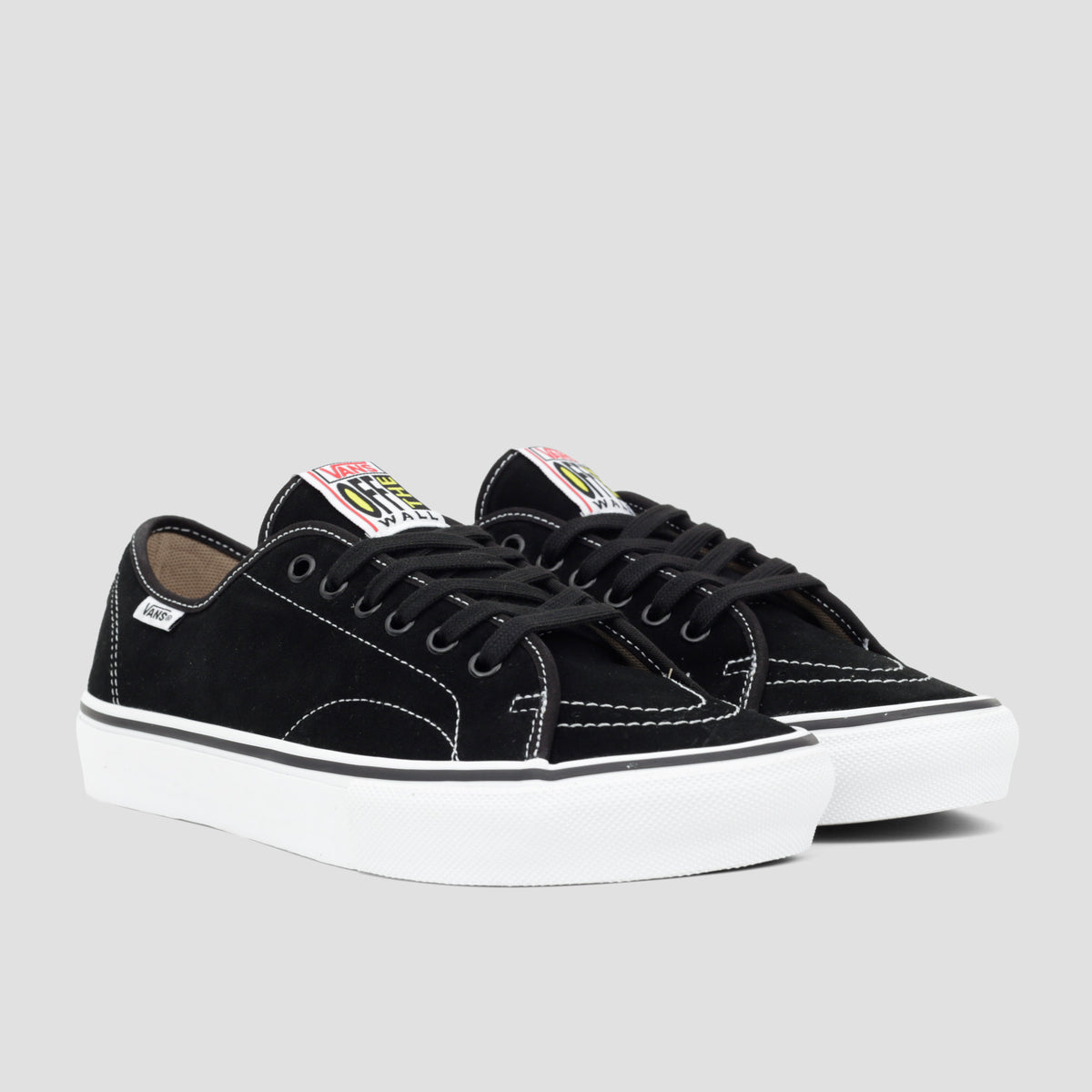 Vans Skate AVE Classic Skate Shoes Black / White