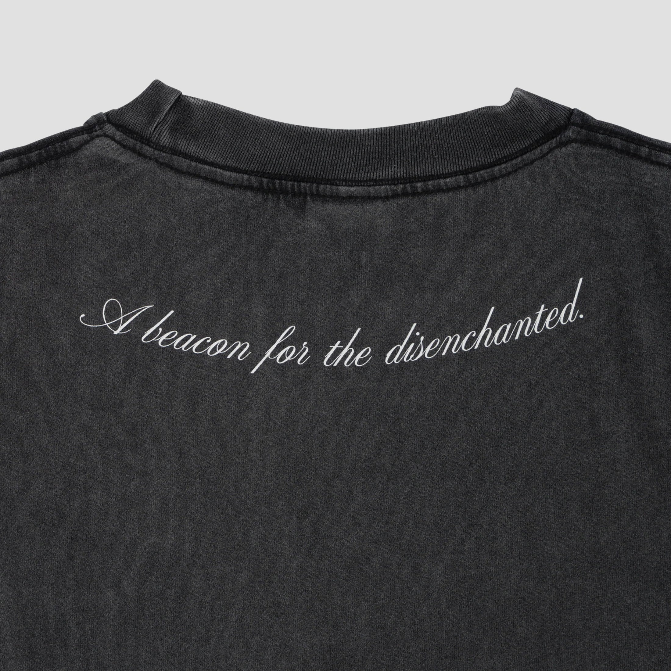 Welcome Chandelier T-Shirt Vintage Black