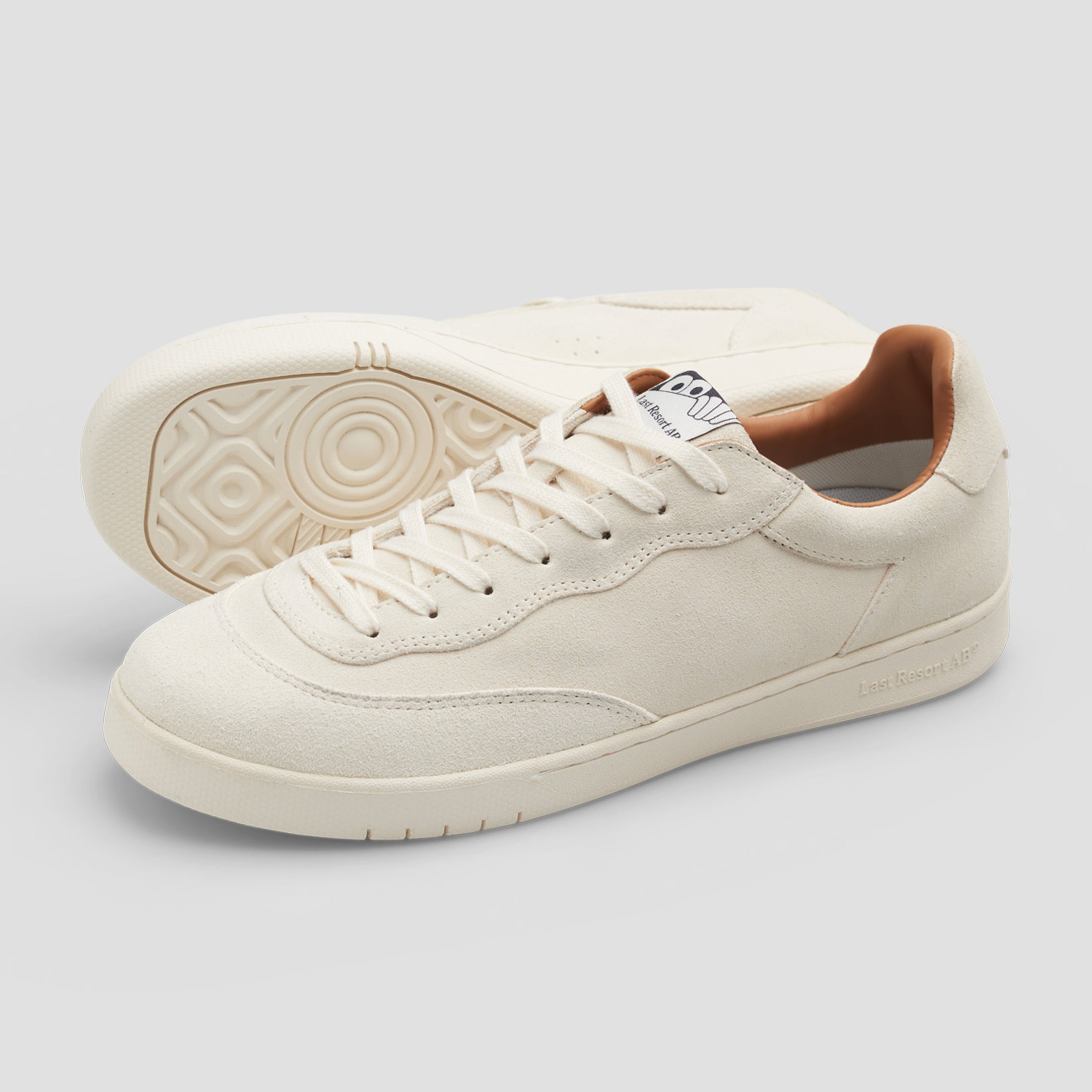 Last Resort AB CM001 Lo Suede White / White