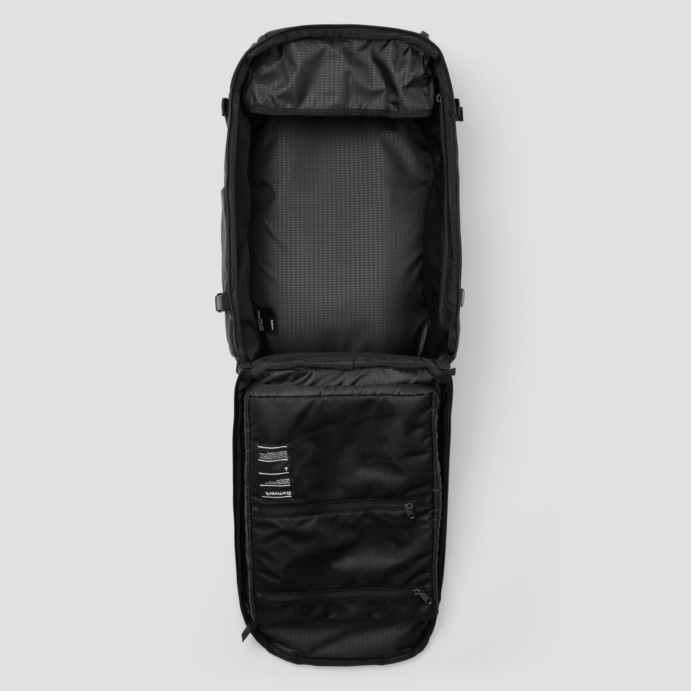 Db Ramverk Pro Backpack 26L Blackout
