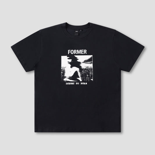 Former Shunning T-Shirt Washed Black