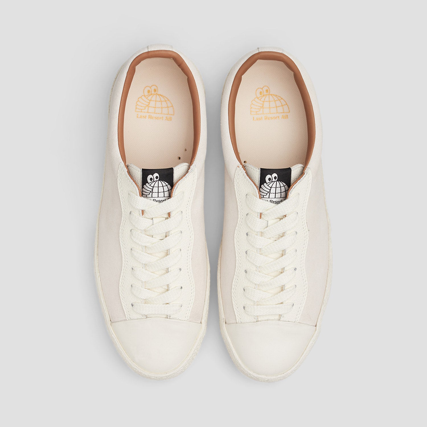 Last Resort AB VM002 LO Cap White / White