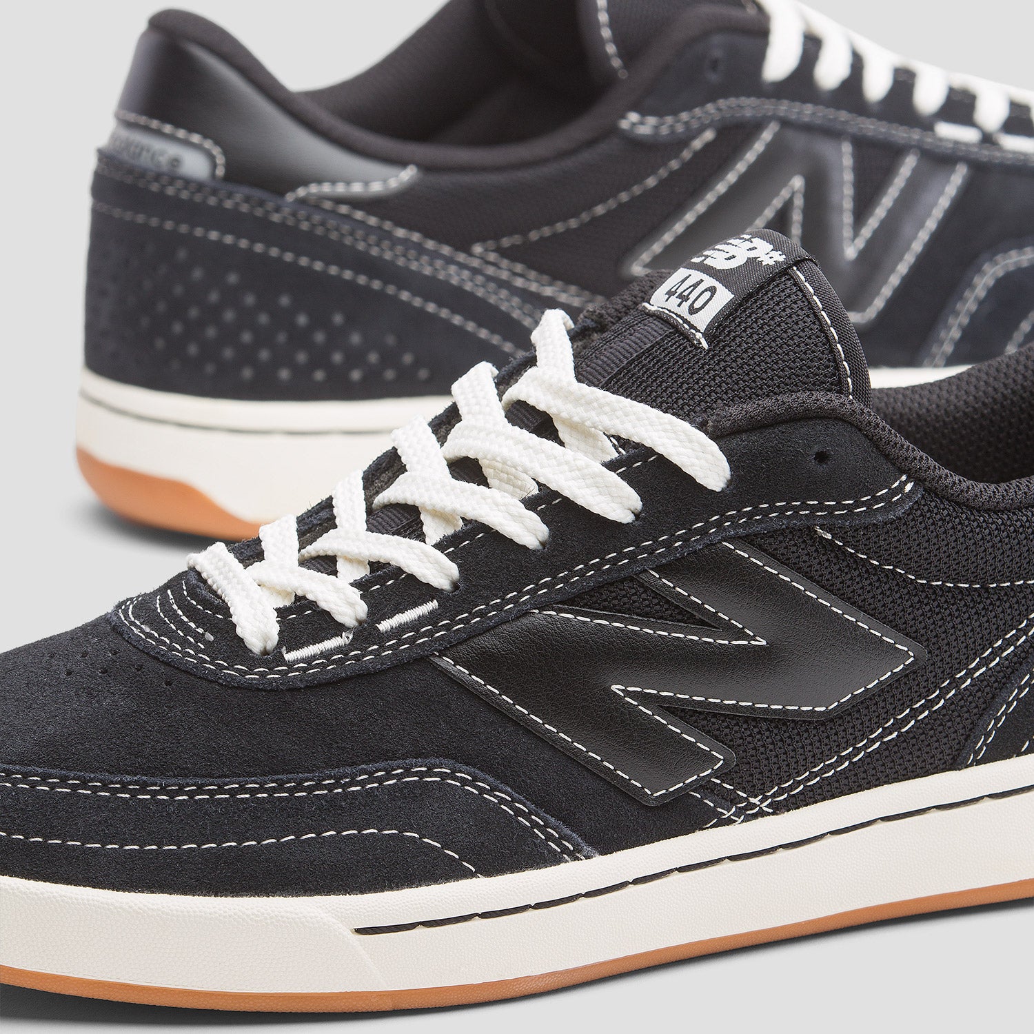 New Balance Numeric 440 V2 Skate Shoes Black / Sea Salt
