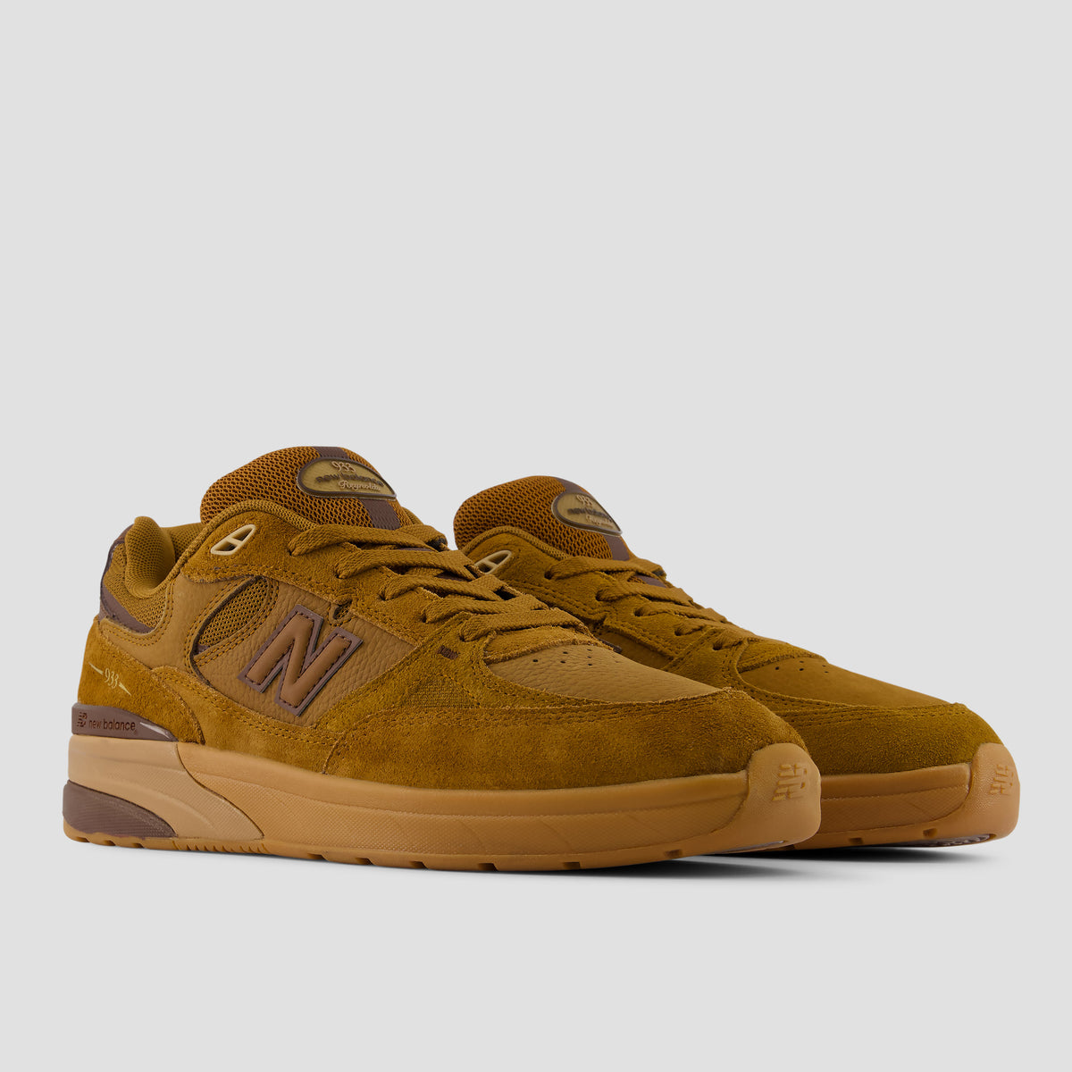 New Balance 933 Skate Shoes Breakfast Tea / Gum