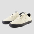 Load image into Gallery viewer, New Balance 272 Shoes Sea Salt / Black
