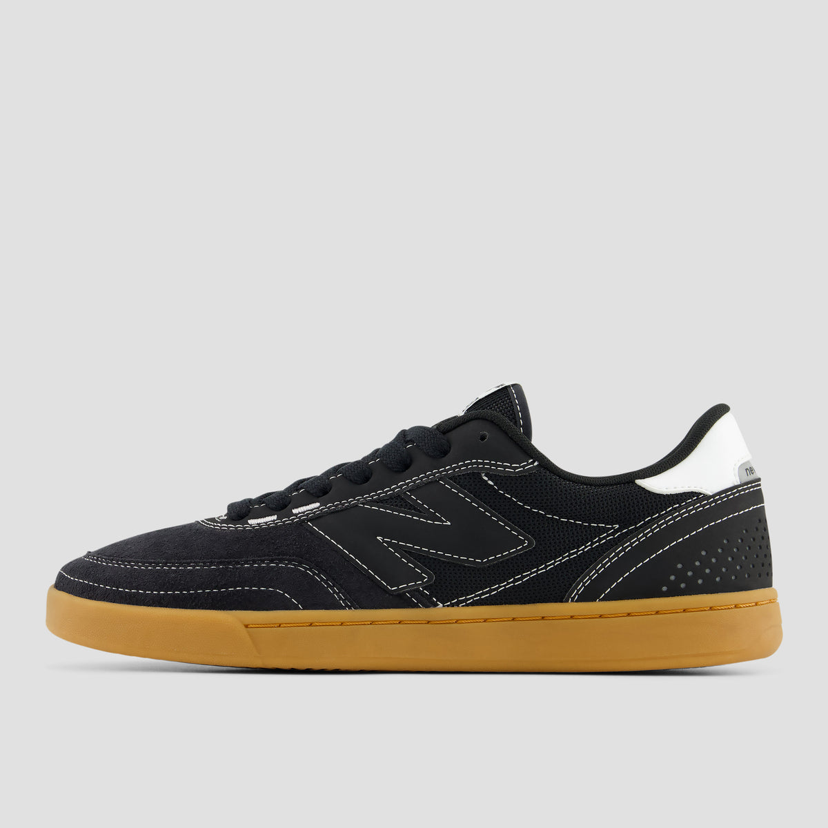 New Balance 440V2 Skate Shoes Black / White