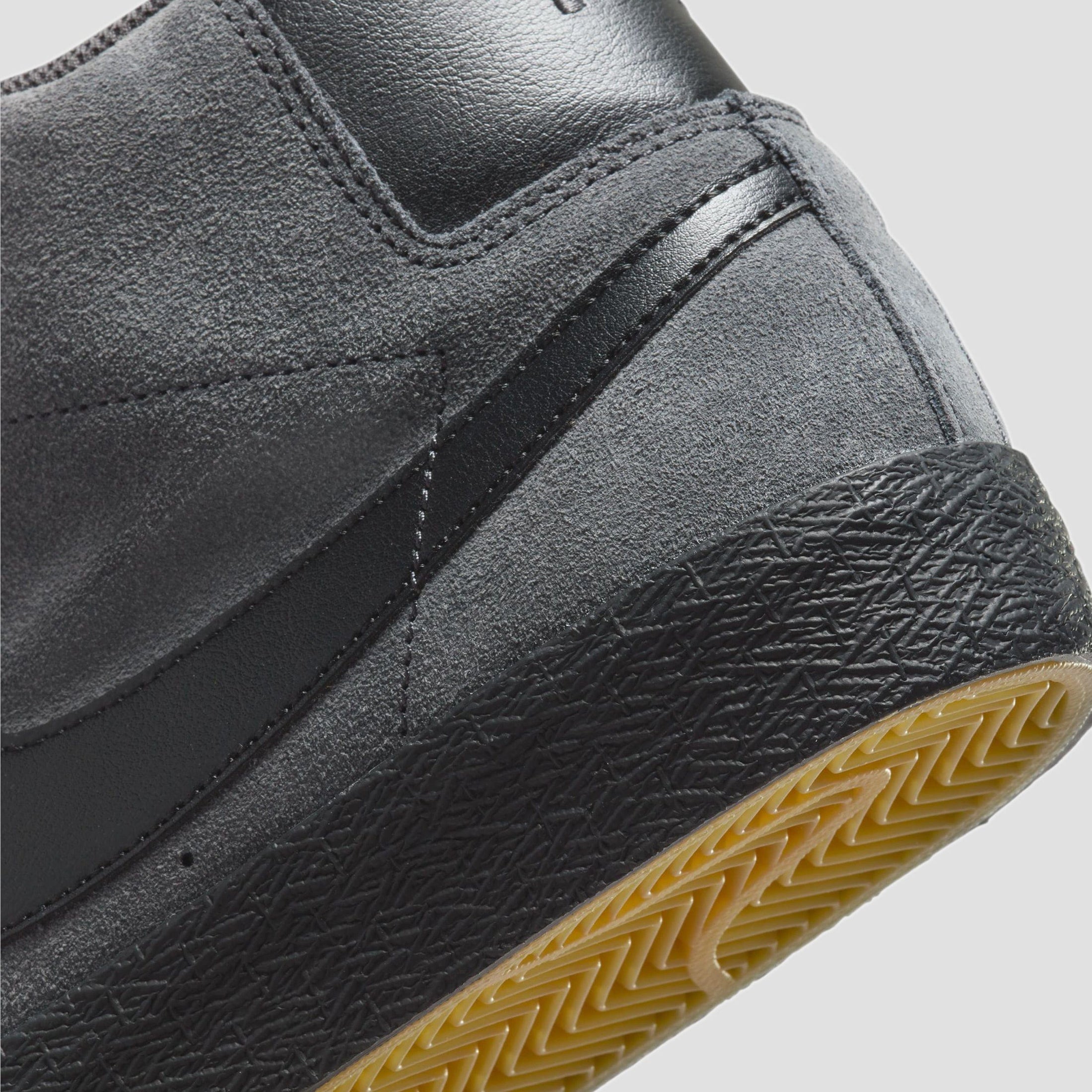 Nike SB Zoom Blazer Mid Skate Shoes Anthracite / Black