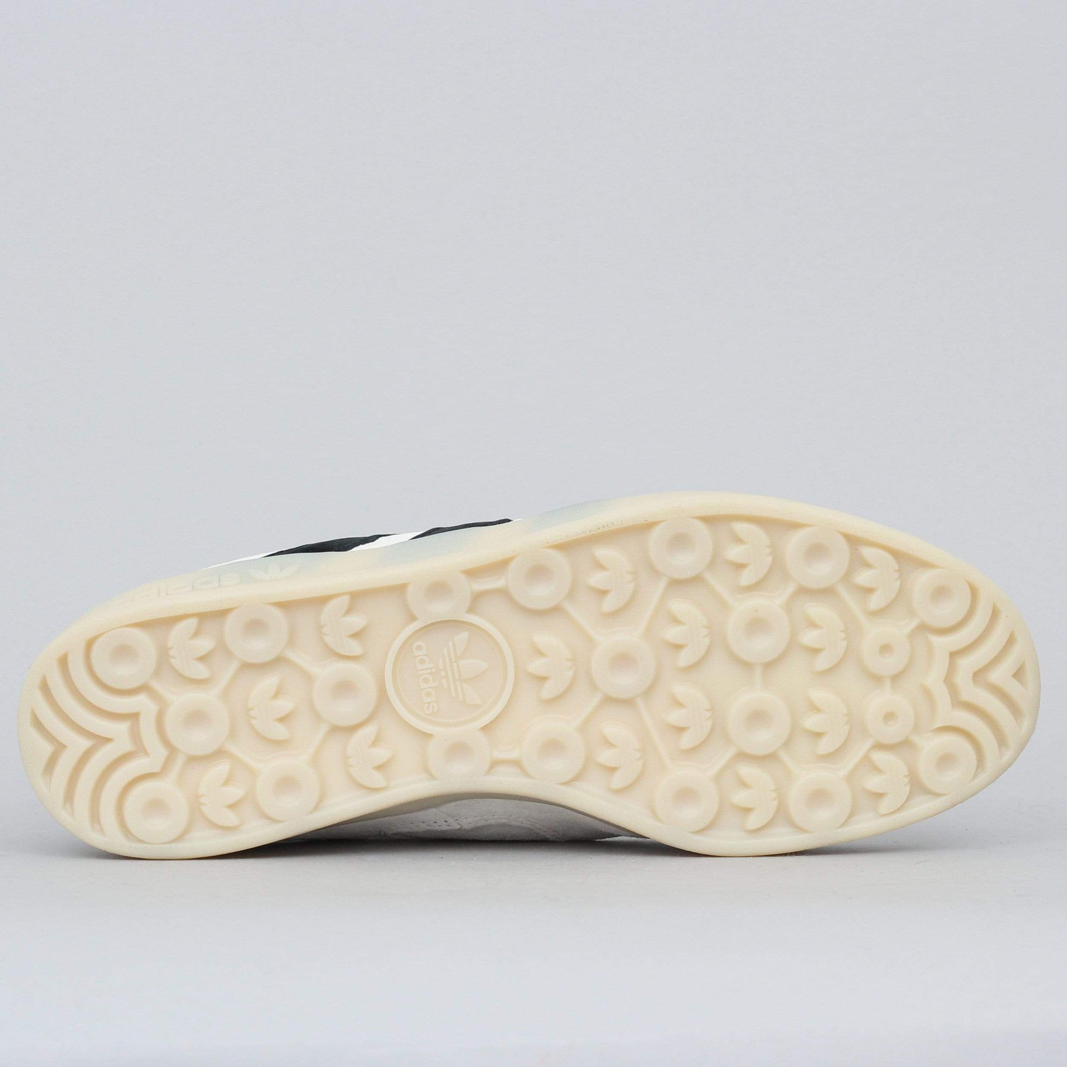 adidas Aloha Super Off White / Core Black / Chalk Coral