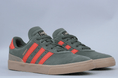Load image into Gallery viewer, adidas Busenitz Vulc Shoes Base Green / Raw Amber / Gum4
