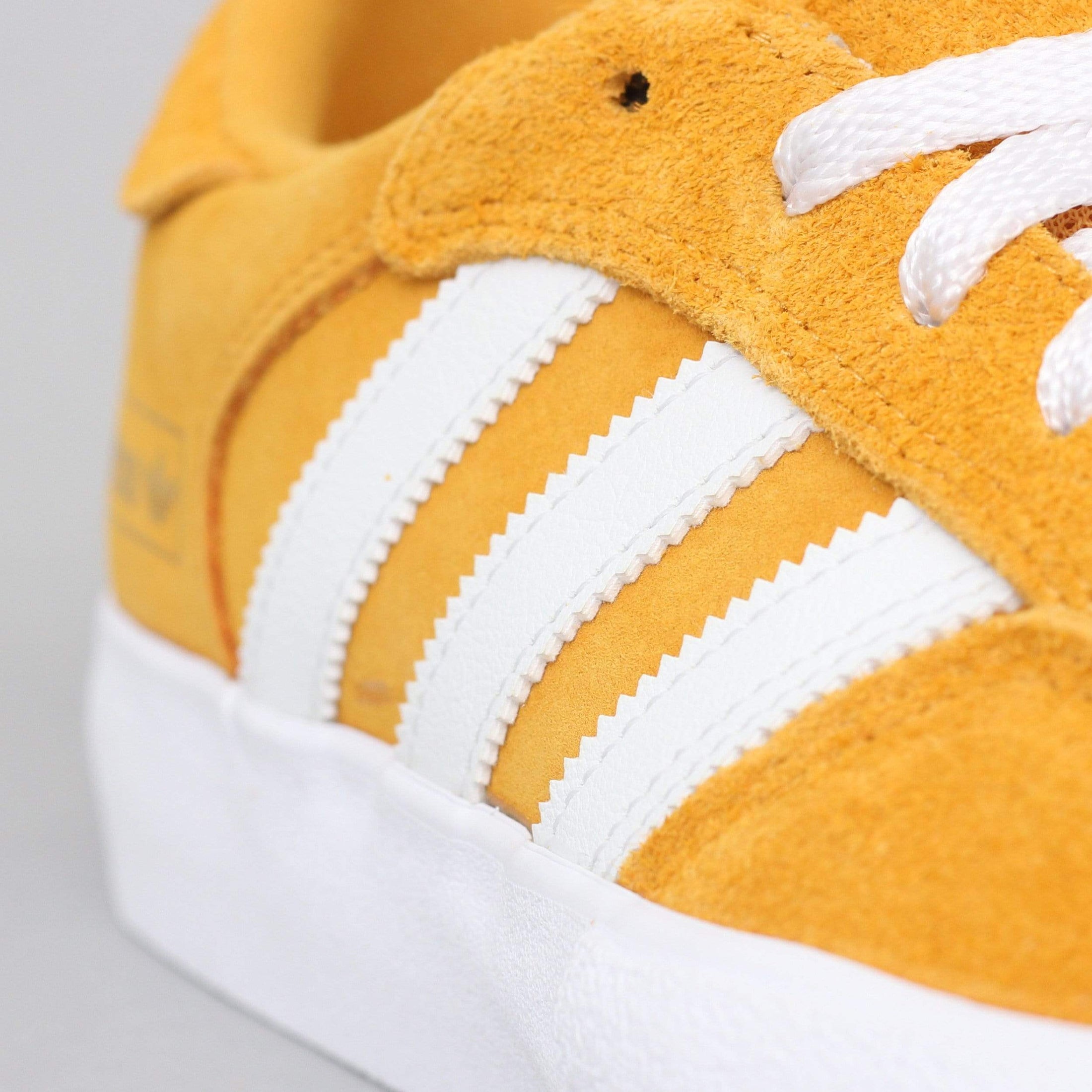 adidas Matchbreak Super Shoes Tactile Yellow / Footwear White / Gold Metallic