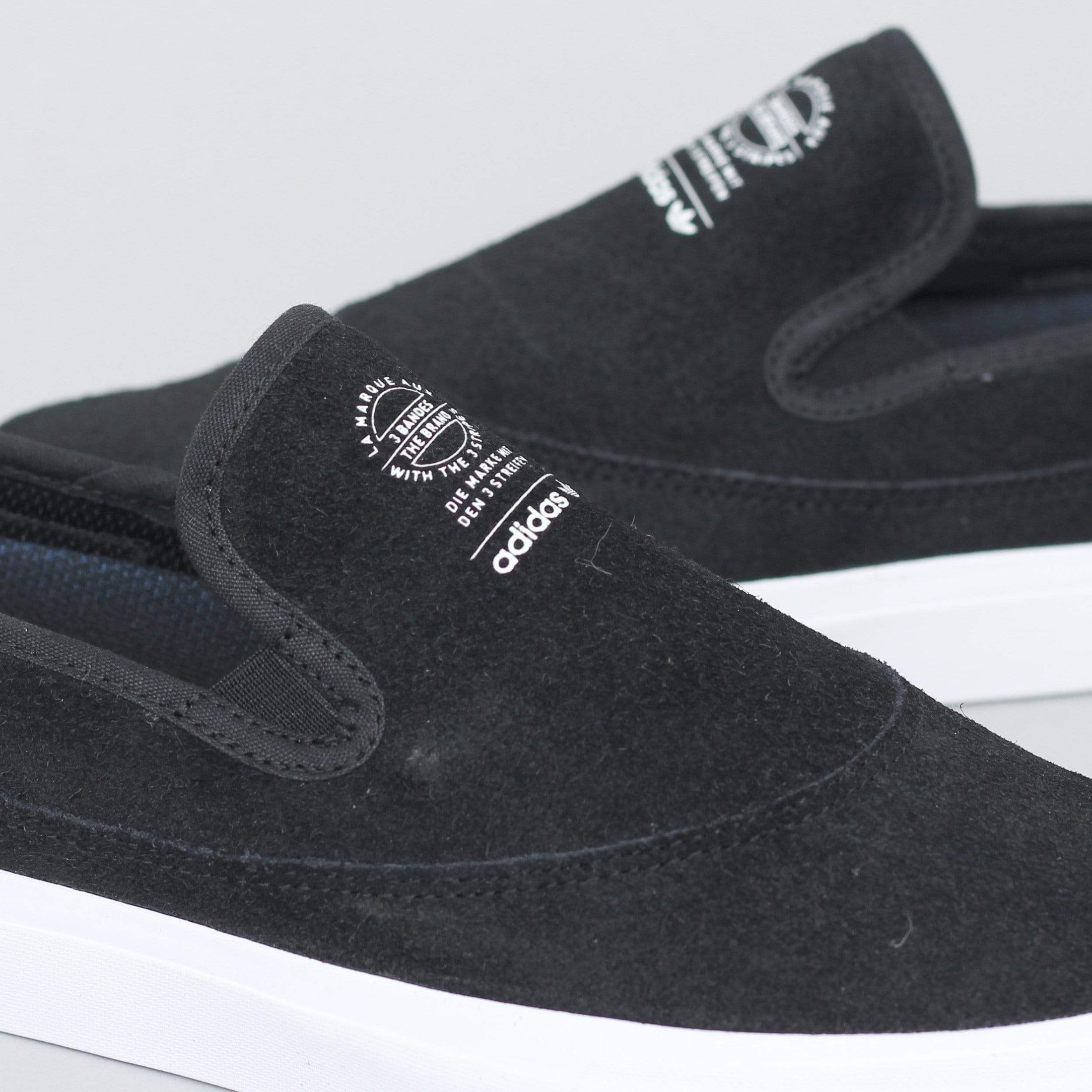 adidas Matchcourt Slip Shoes Core Black / Footwear White / Gum4