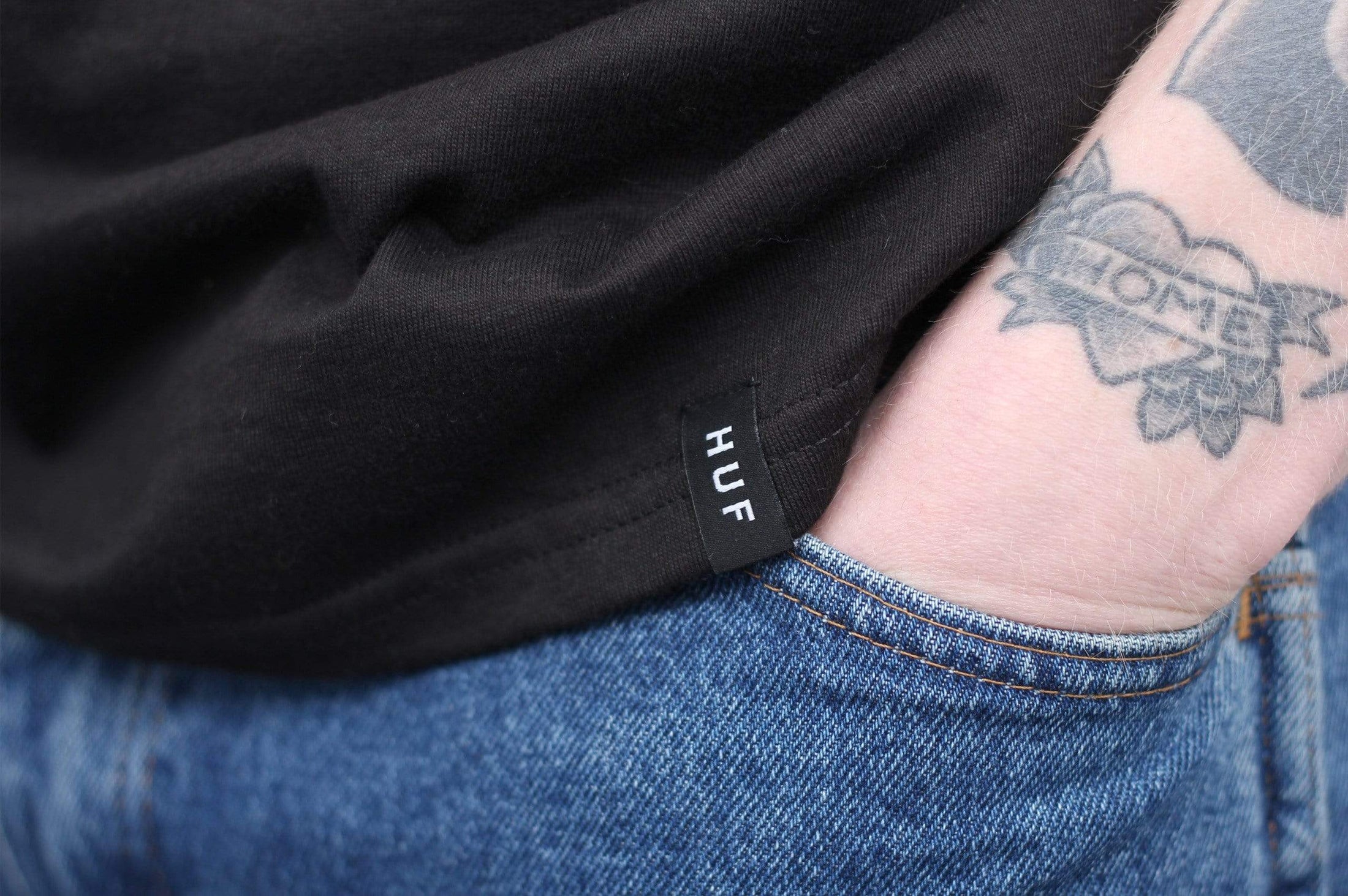 HUF Gift Shop Box Logo T-Shirt Black