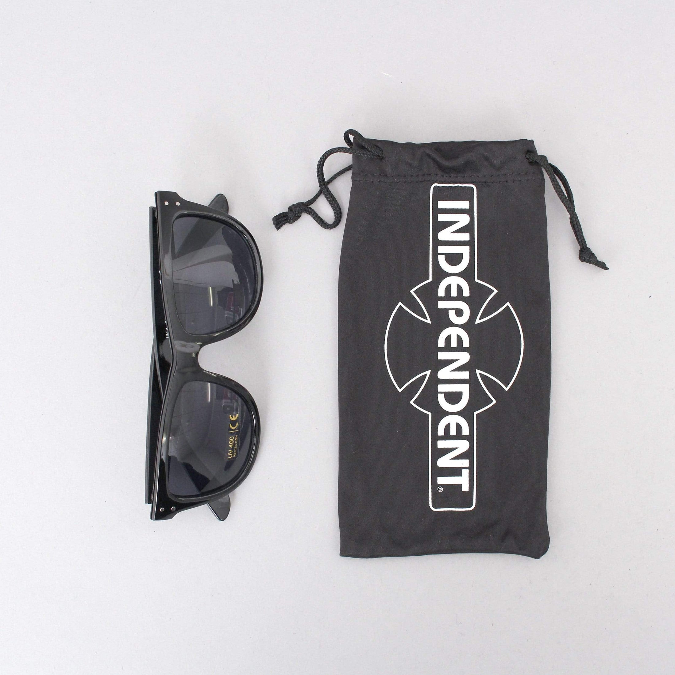 Independent Manner Sunglasses Black