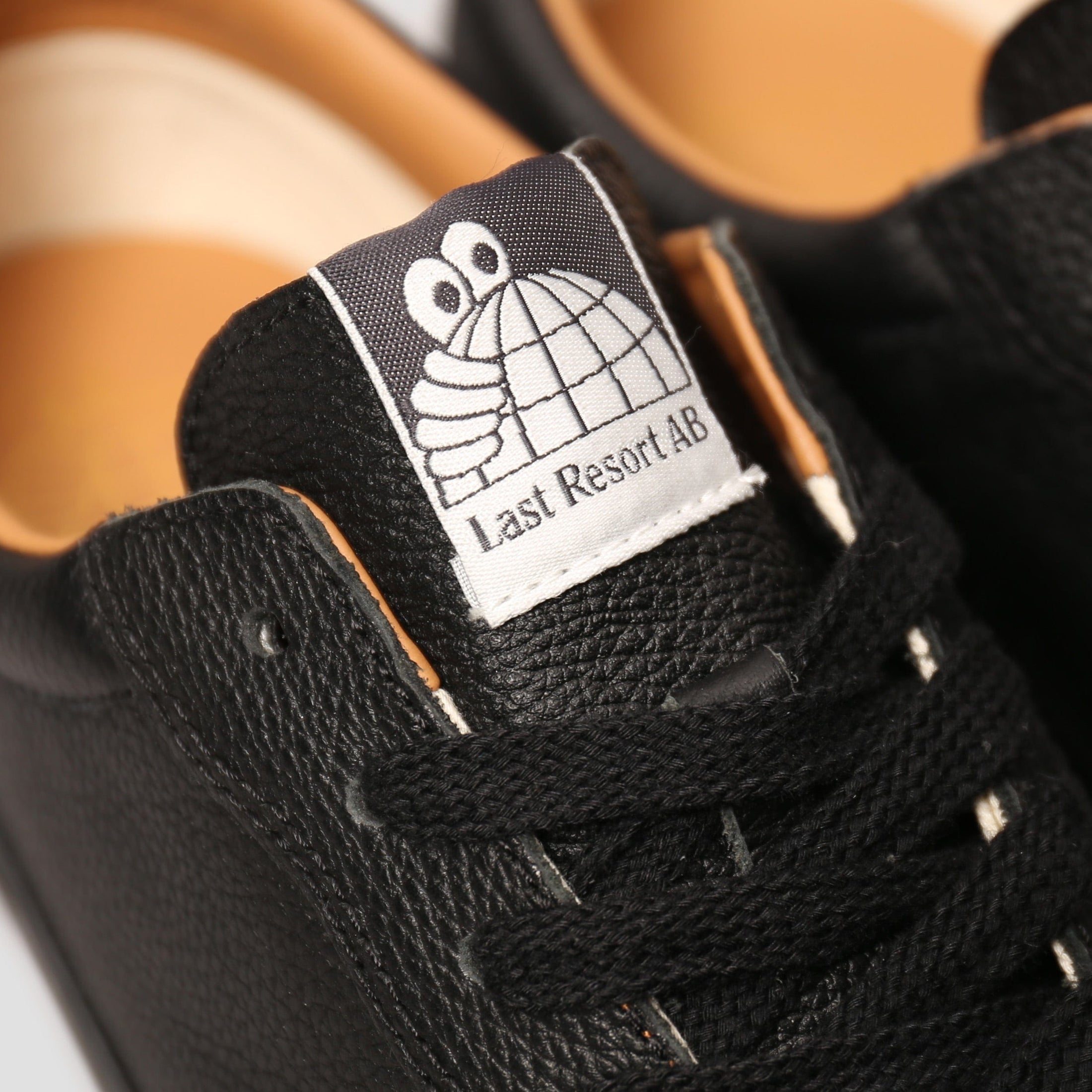 Last Resort VM001 Mill Leather Lo Shoes Black / Black