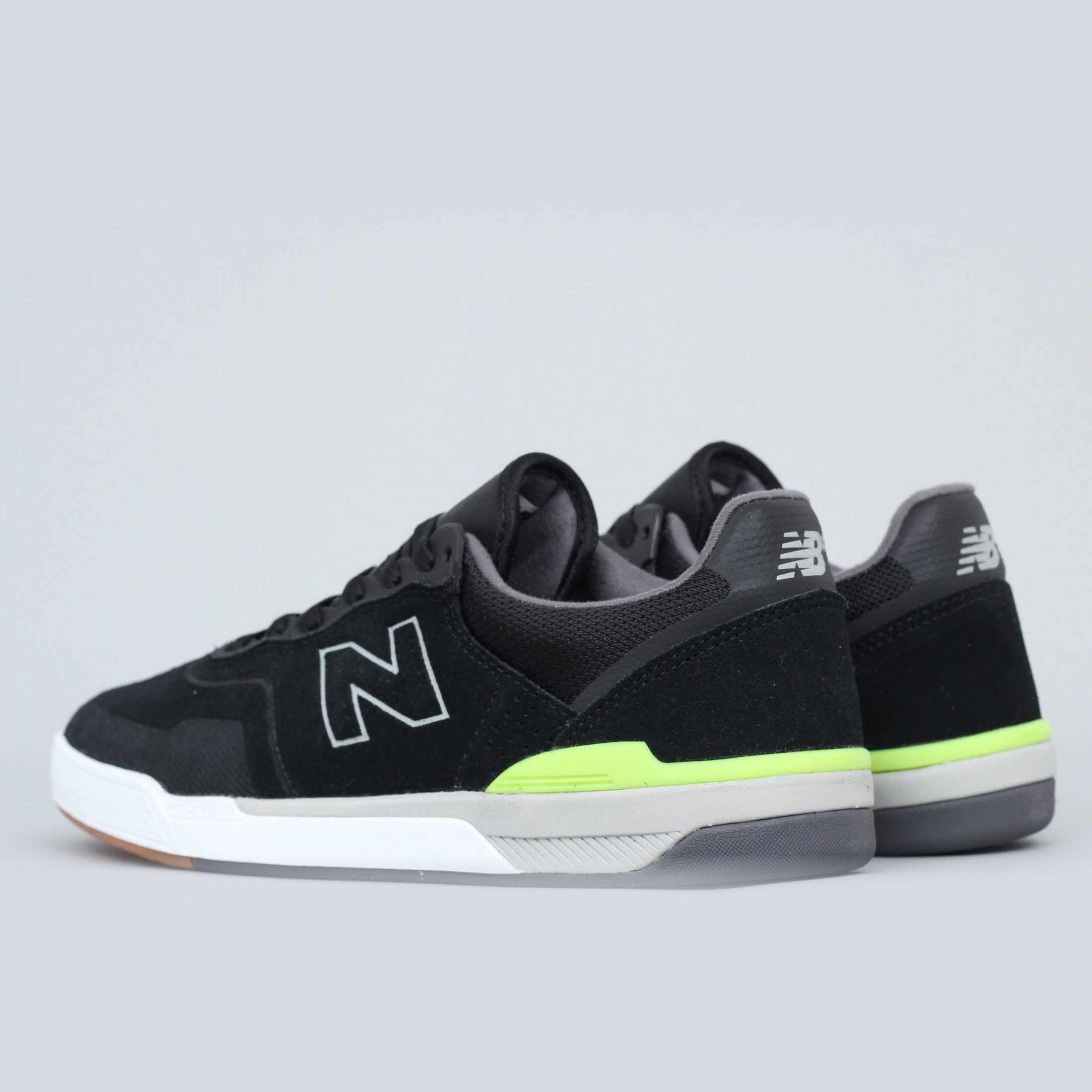 New Balance NM913 Shoes Black / Hi lite